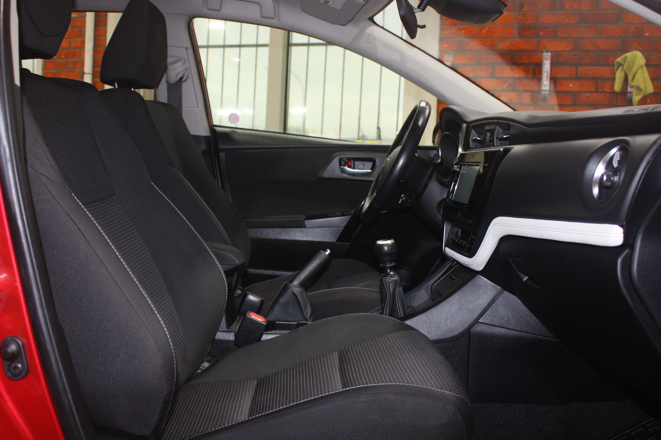 2018 TOYOTA COROLLA IM