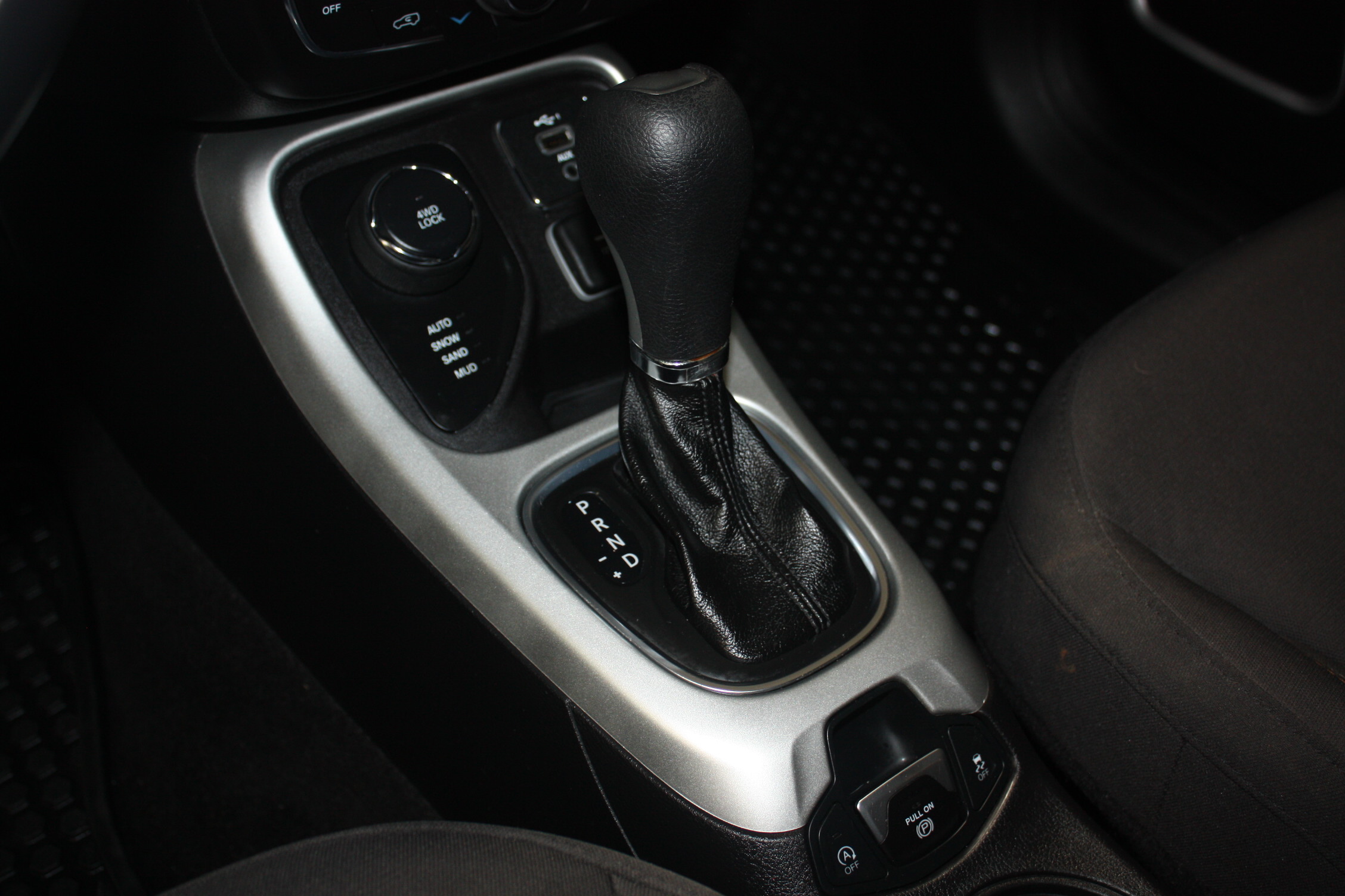2019 JEEP COMPASS UPLAND 4X4