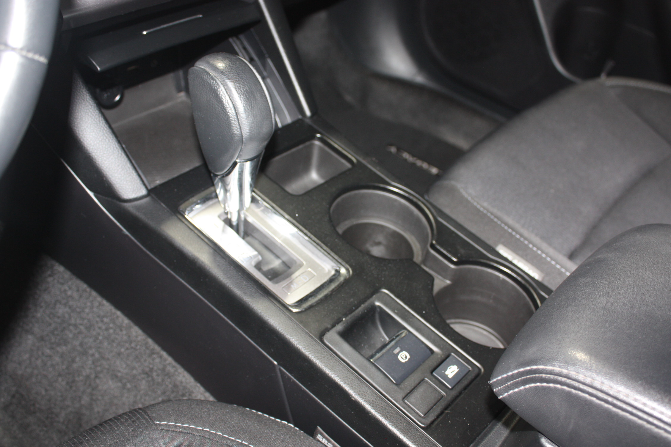 2015 SUBARU LEGACY TOURING AWD 2.5i