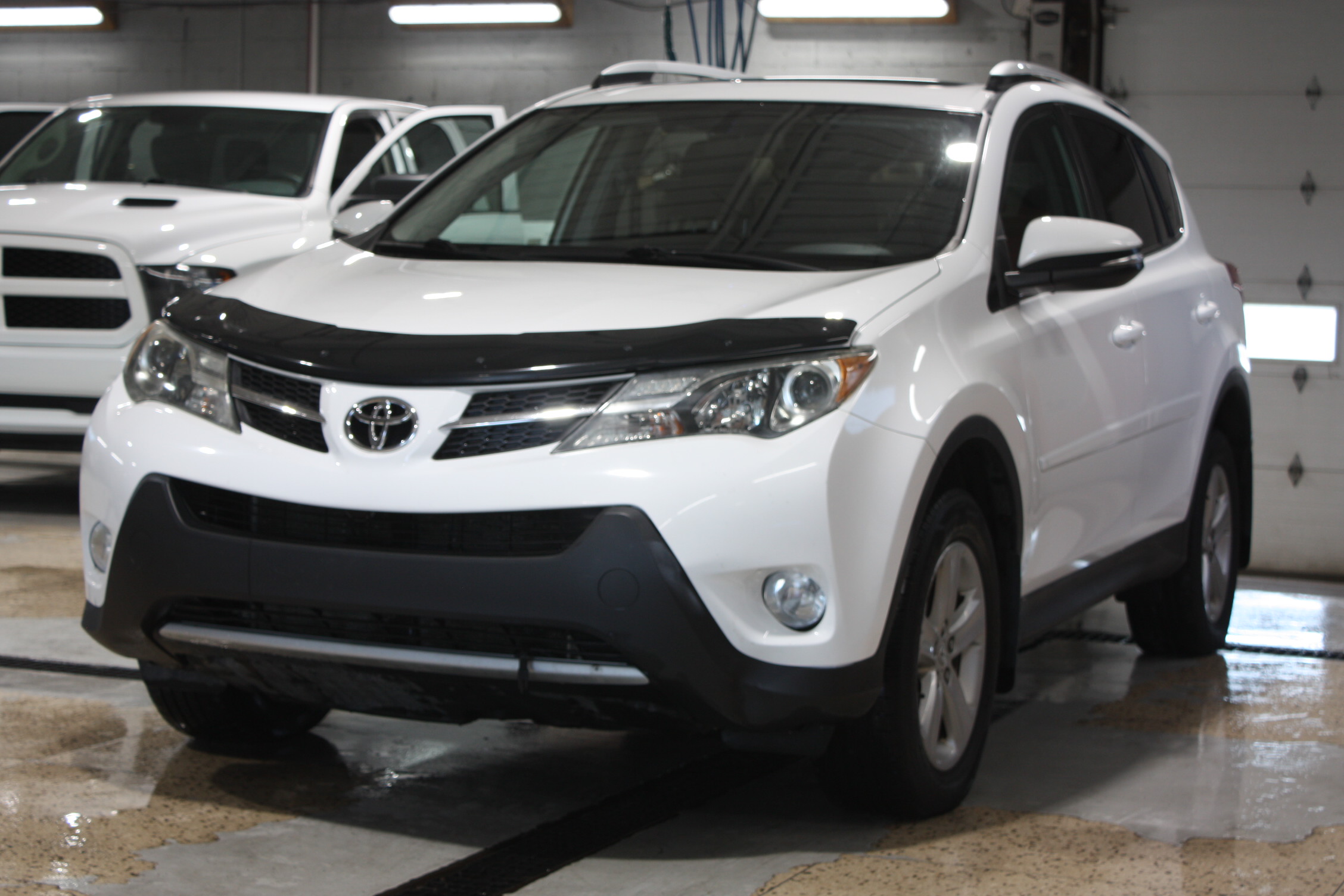 2014 TOYOTA RAV4 XLE AWD