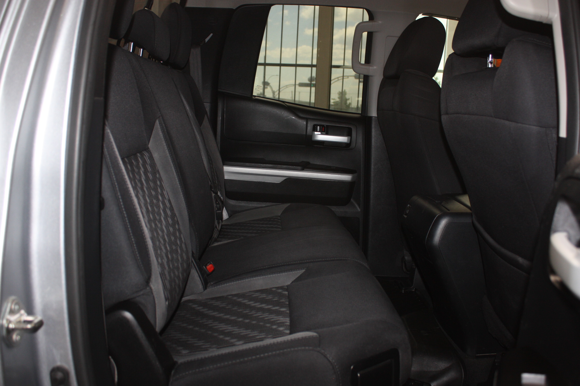 2019 TOYOTA TUNDRA SR5 4X4 BOITE 8′