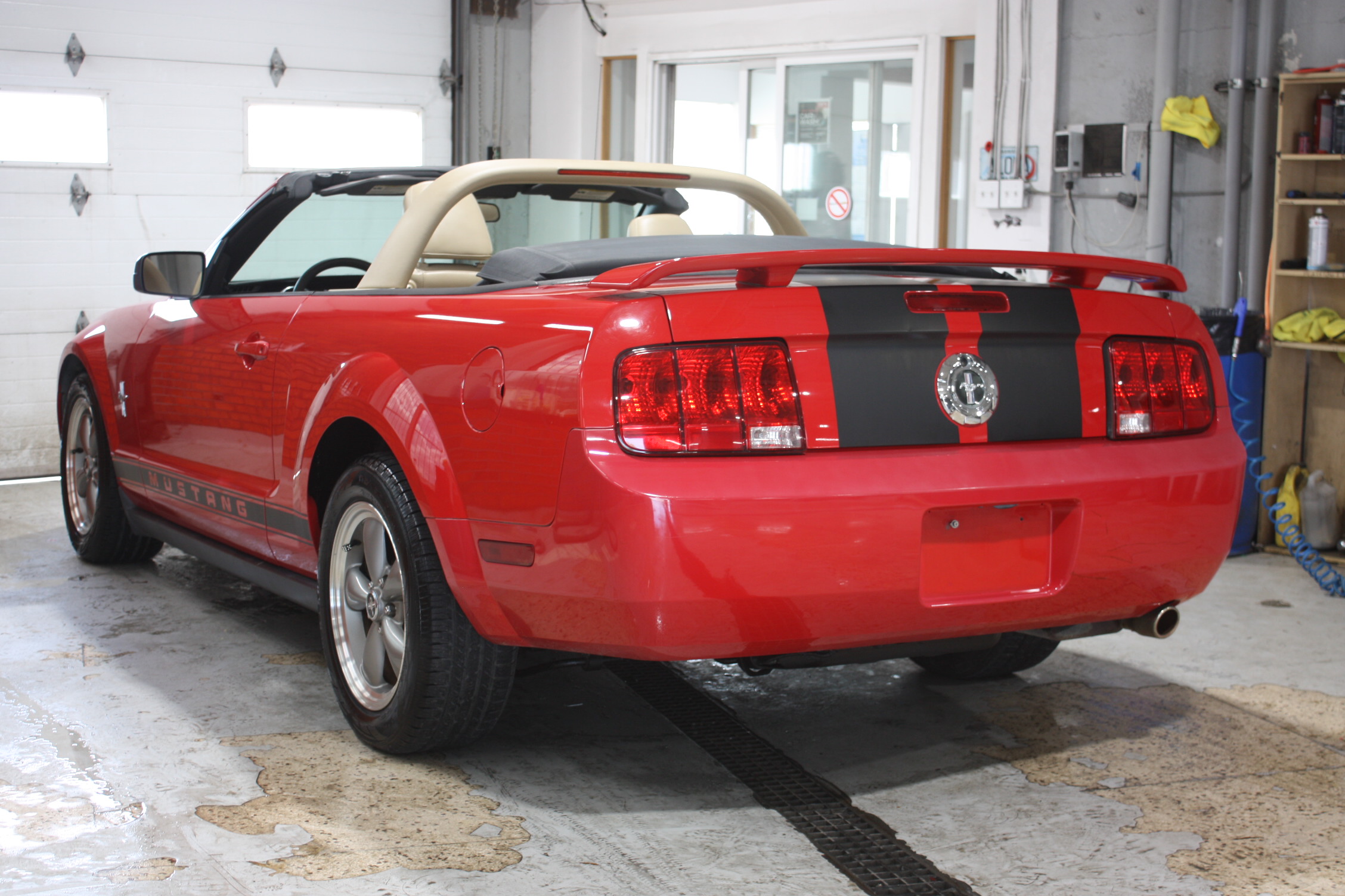 2006 FORD MUSTANG CONVERTIBLE