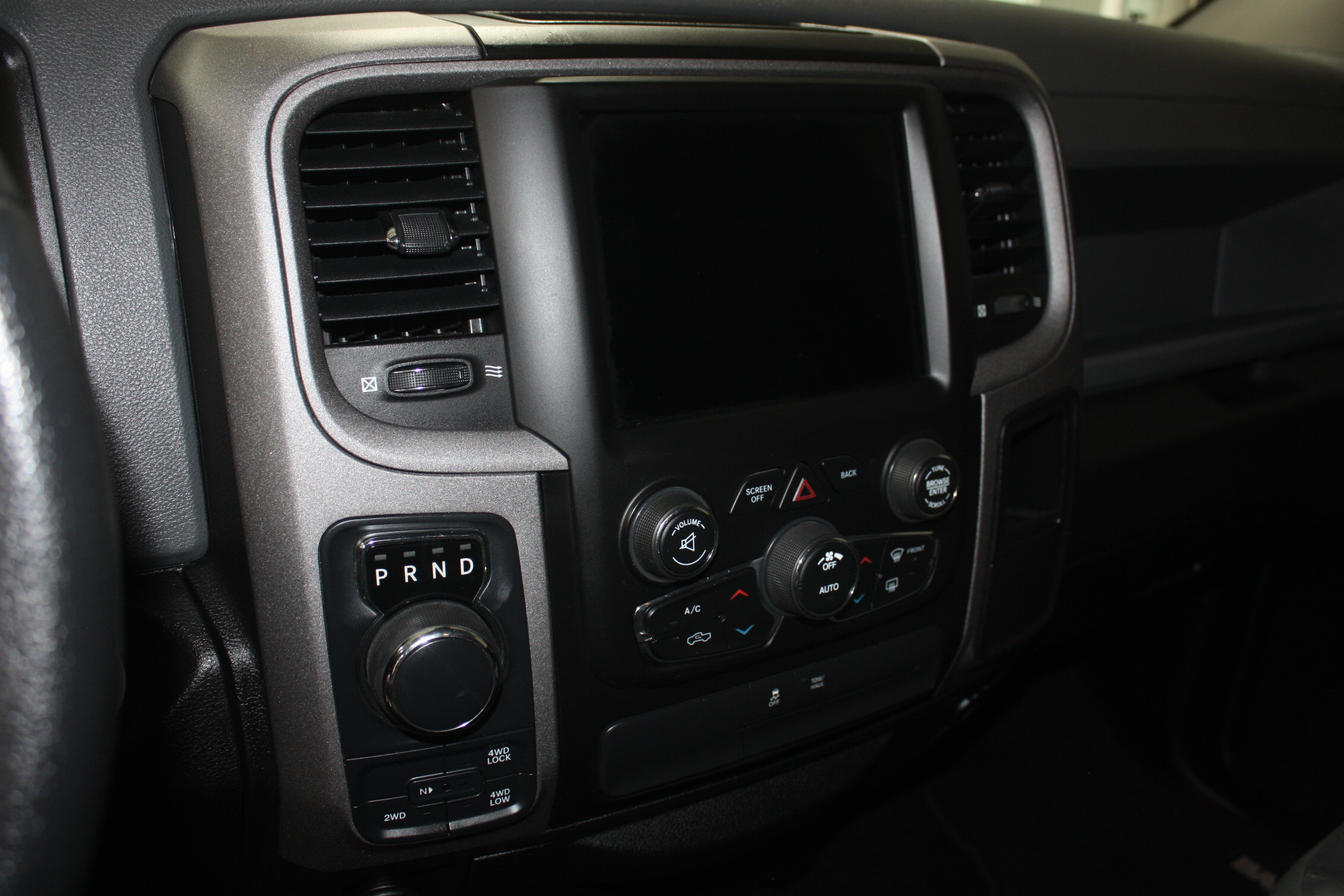 2019 RAM 1500 CLASSIC EXPRESS 4X4
