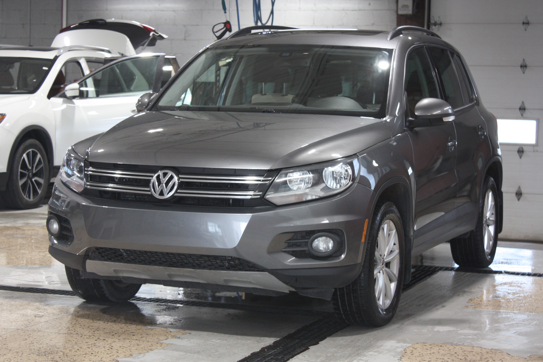2017 VOLKSWAGEN TIGUAN WOLFSBURG AWD