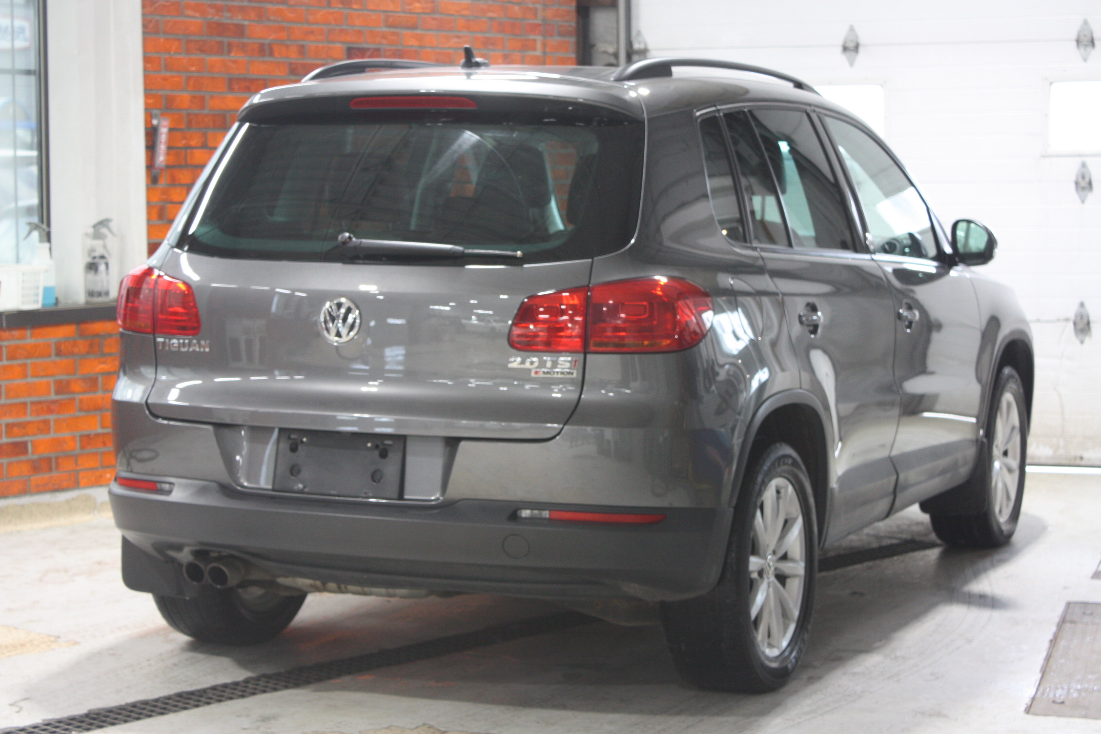 2017 VOLKSWAGEN TIGUAN WOLFSBURG AWD