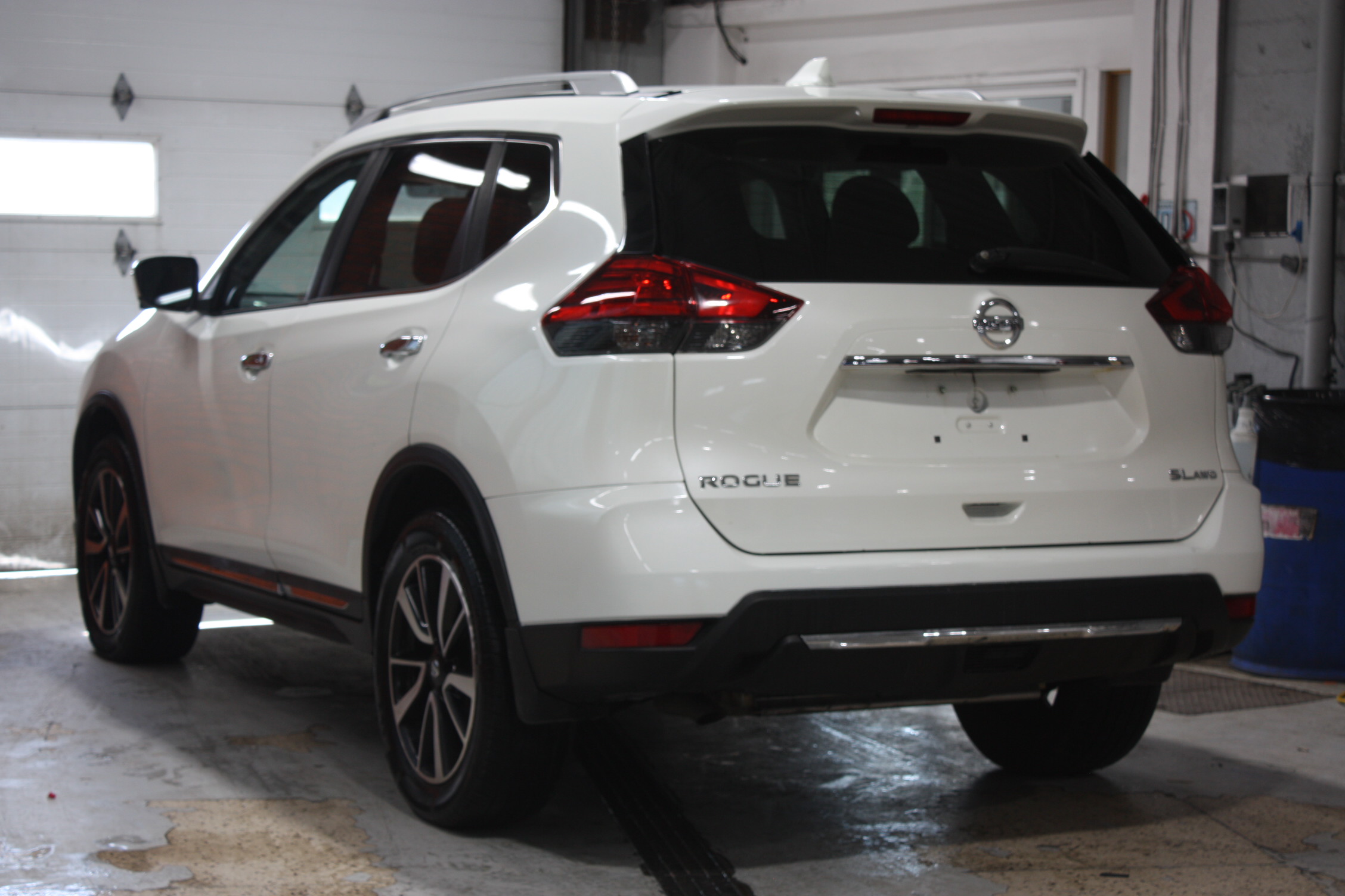 2017 NISSAN ROGUE SL PLATINIUM AWD