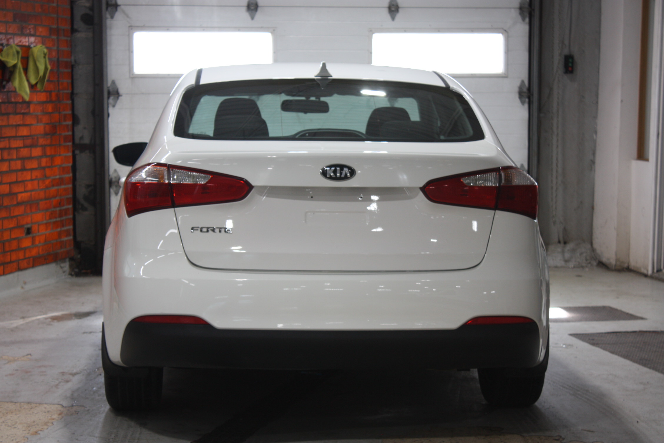 2015 KIA FORTE SEDAN