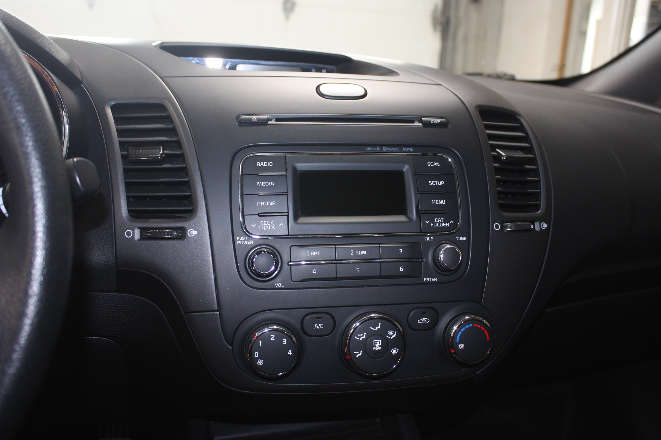 2015 KIA FORTE SEDAN