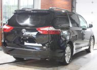 2017 TOYOTA SIENNA LE AWD