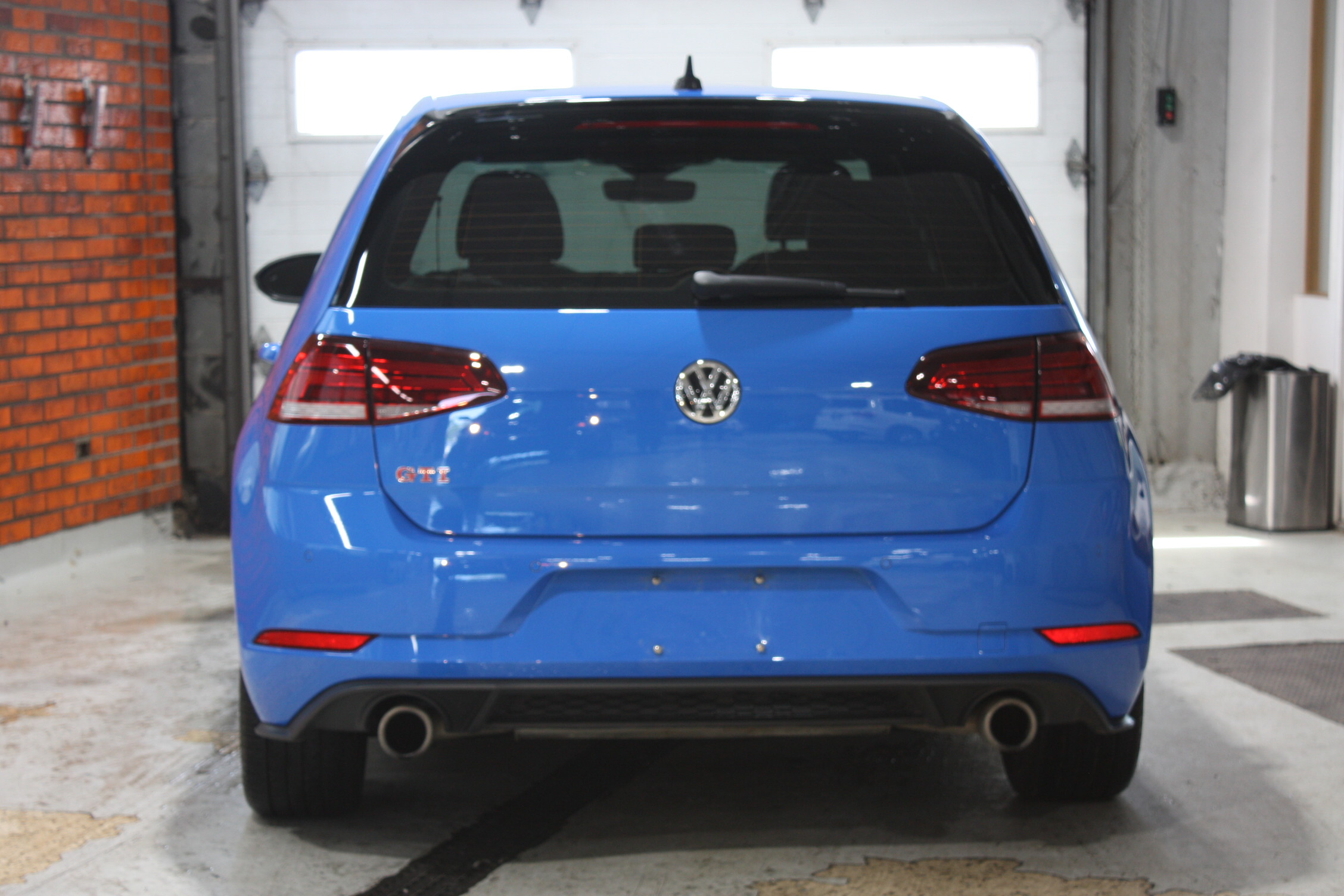 2021 VOLSWAGEN GOLF GTI AUTOBAHN
