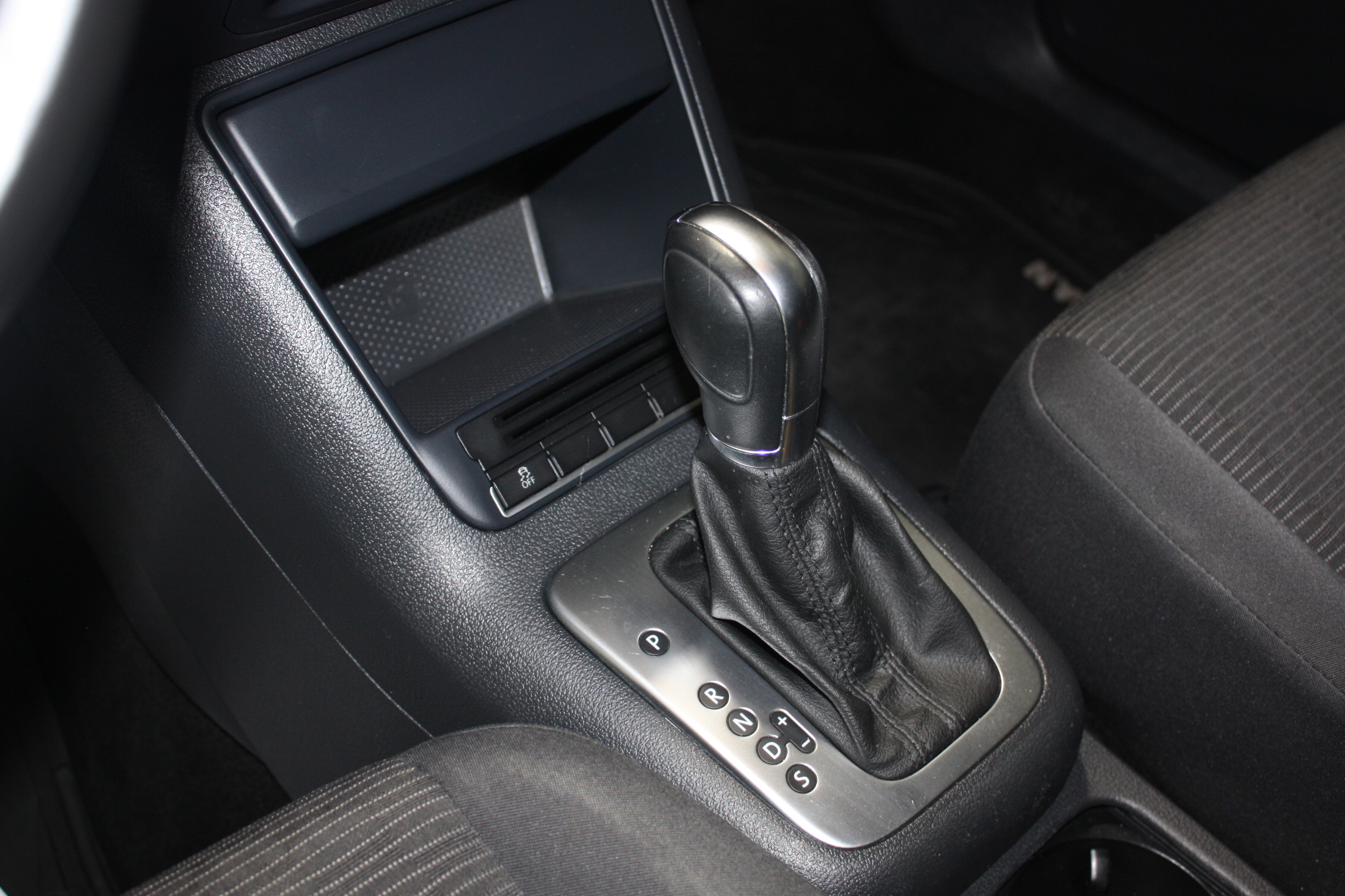 2014 VOLKSWAGEN TIGUAN