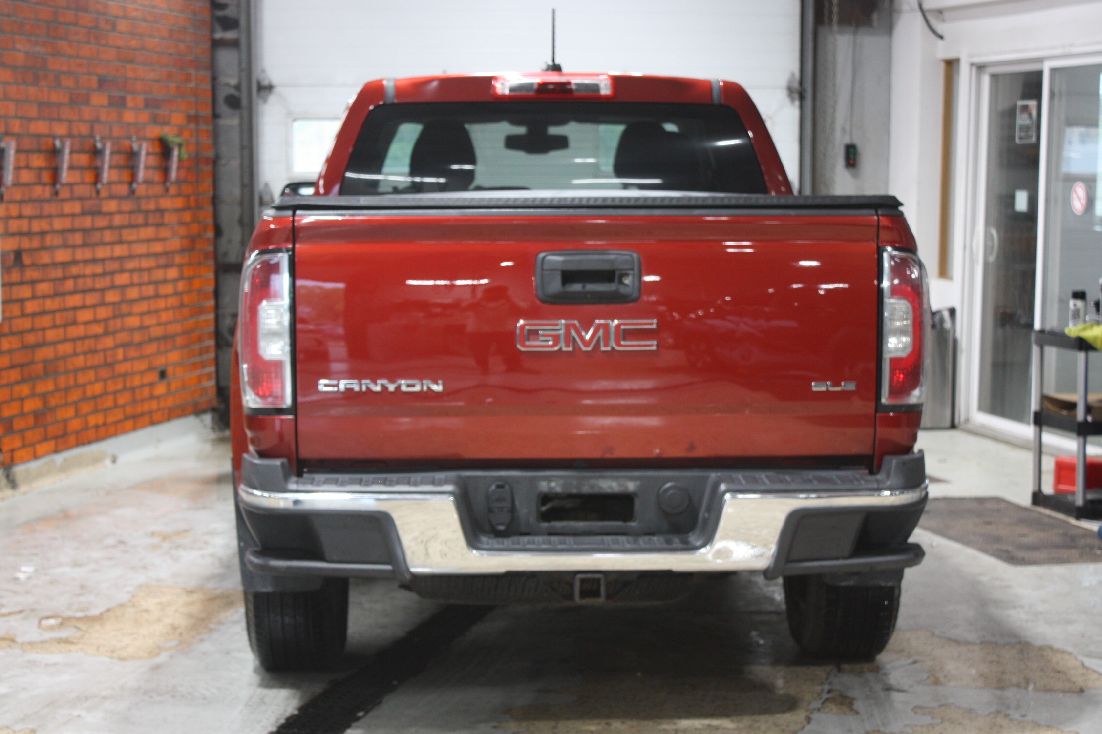2015 GMC CANYON SLE CREW CAB 4X4