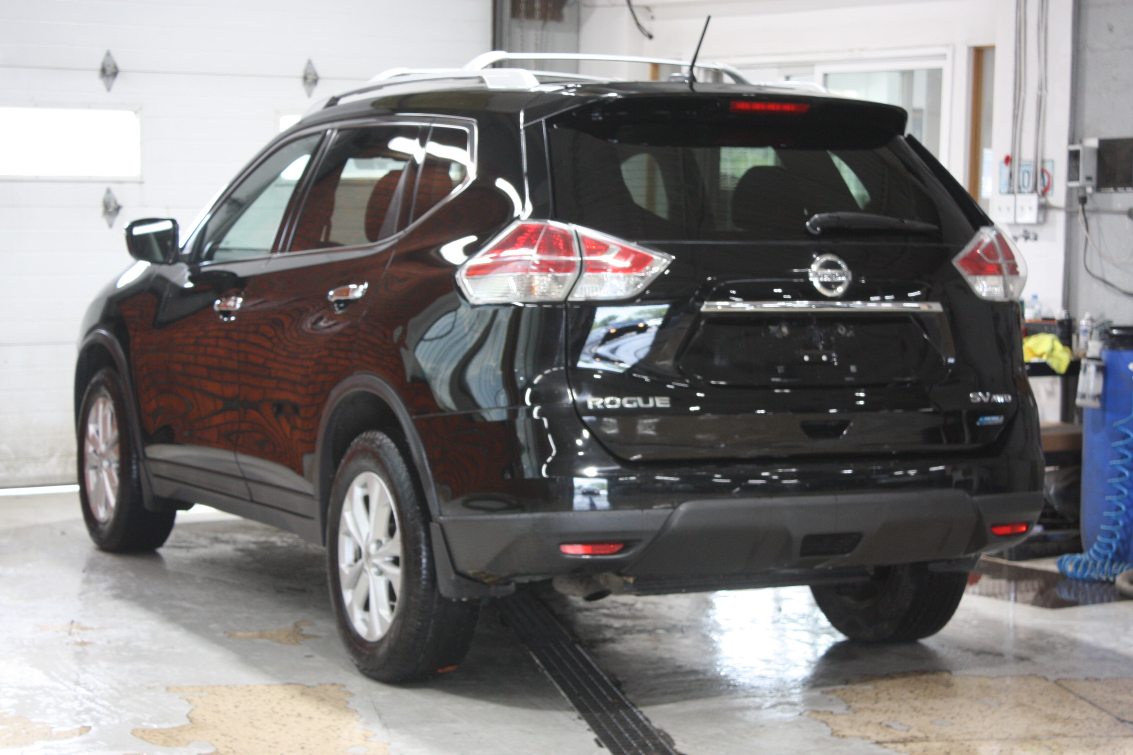 2014 NISSAN ROGUE SV AWD