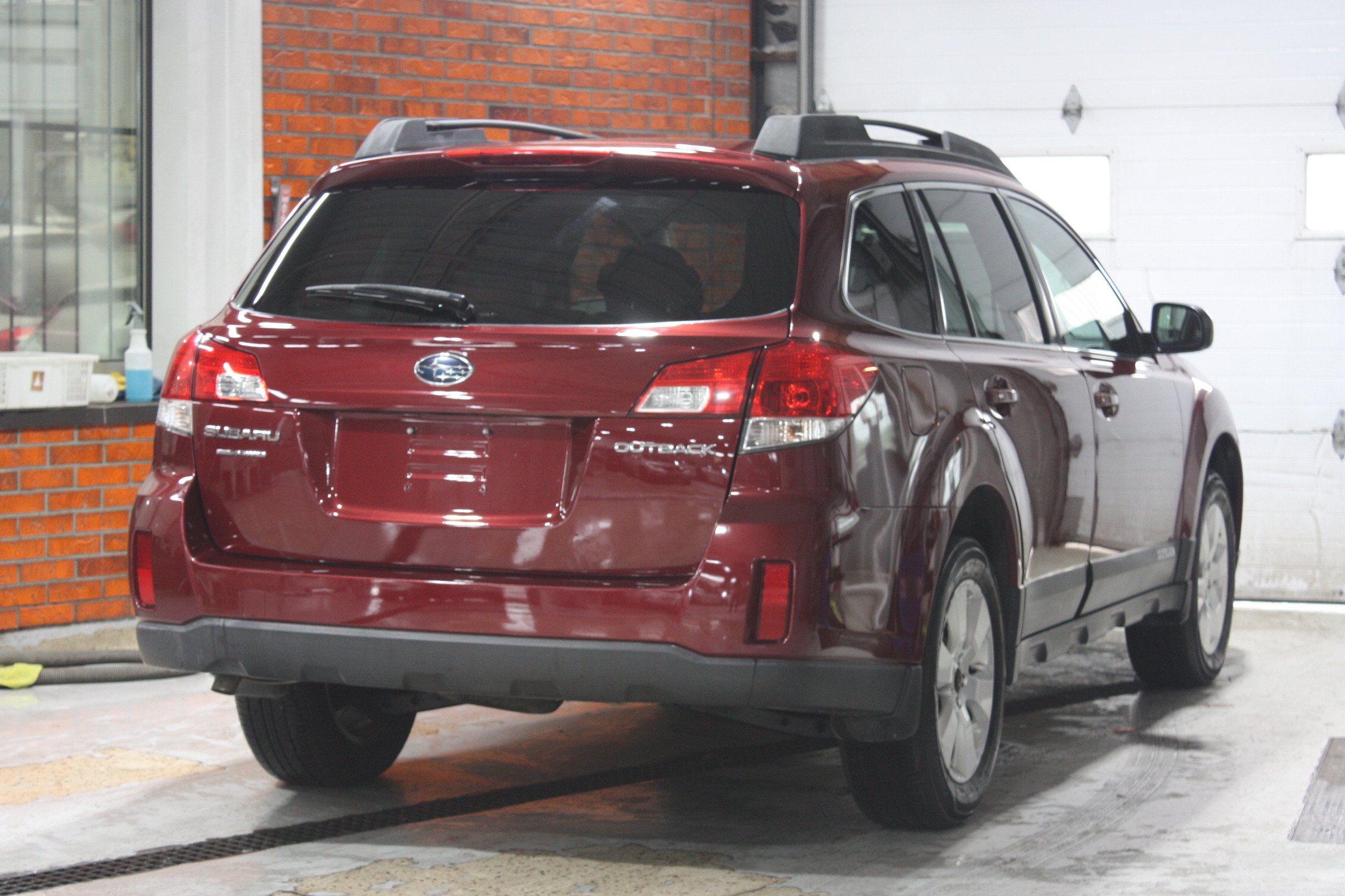 2012 SUBARU OUTBACK