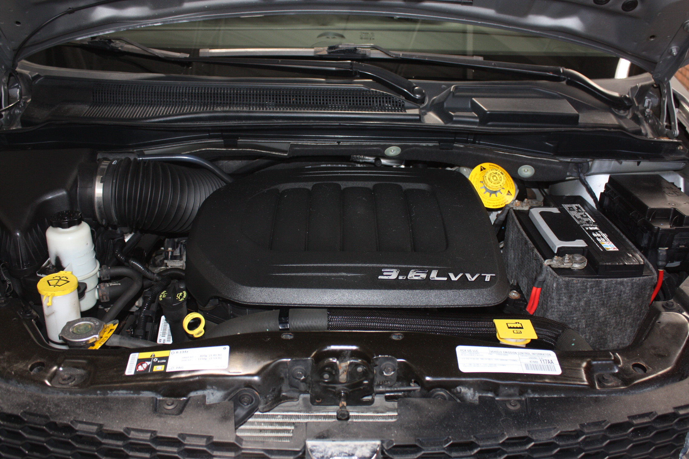2015 DODGE GRAND CARAVAN STOW AND GO