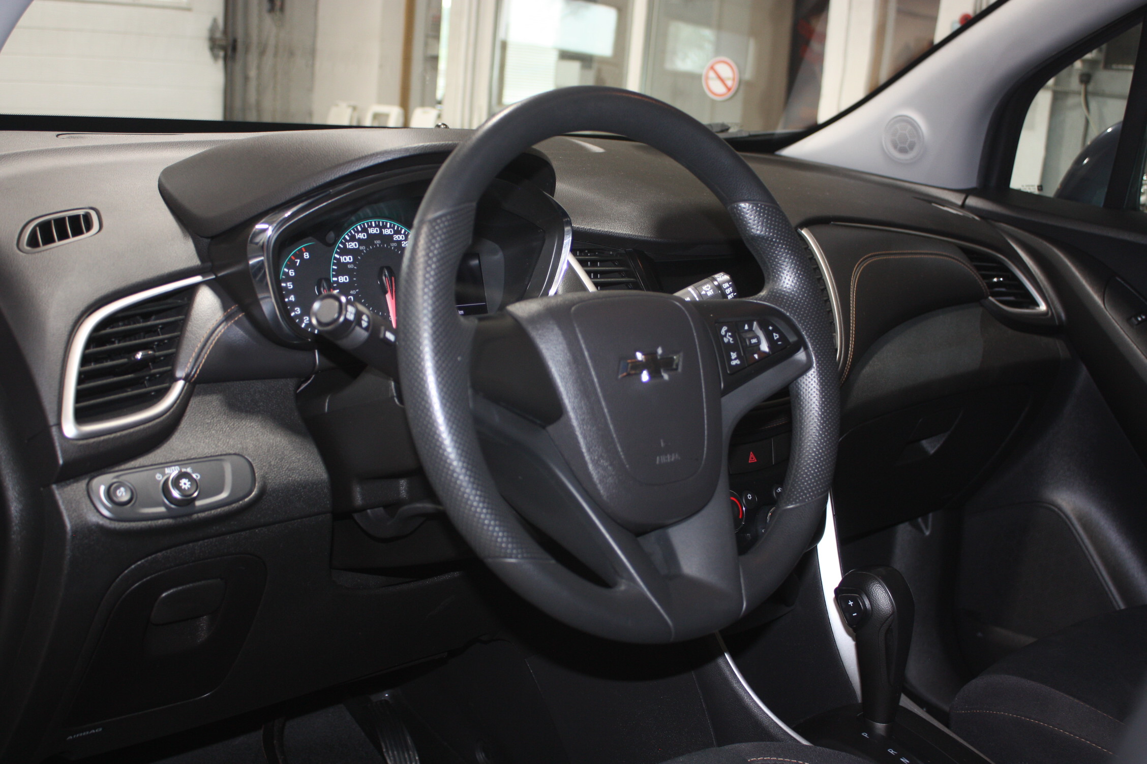 2019 CHEVROLET TRAX AWD