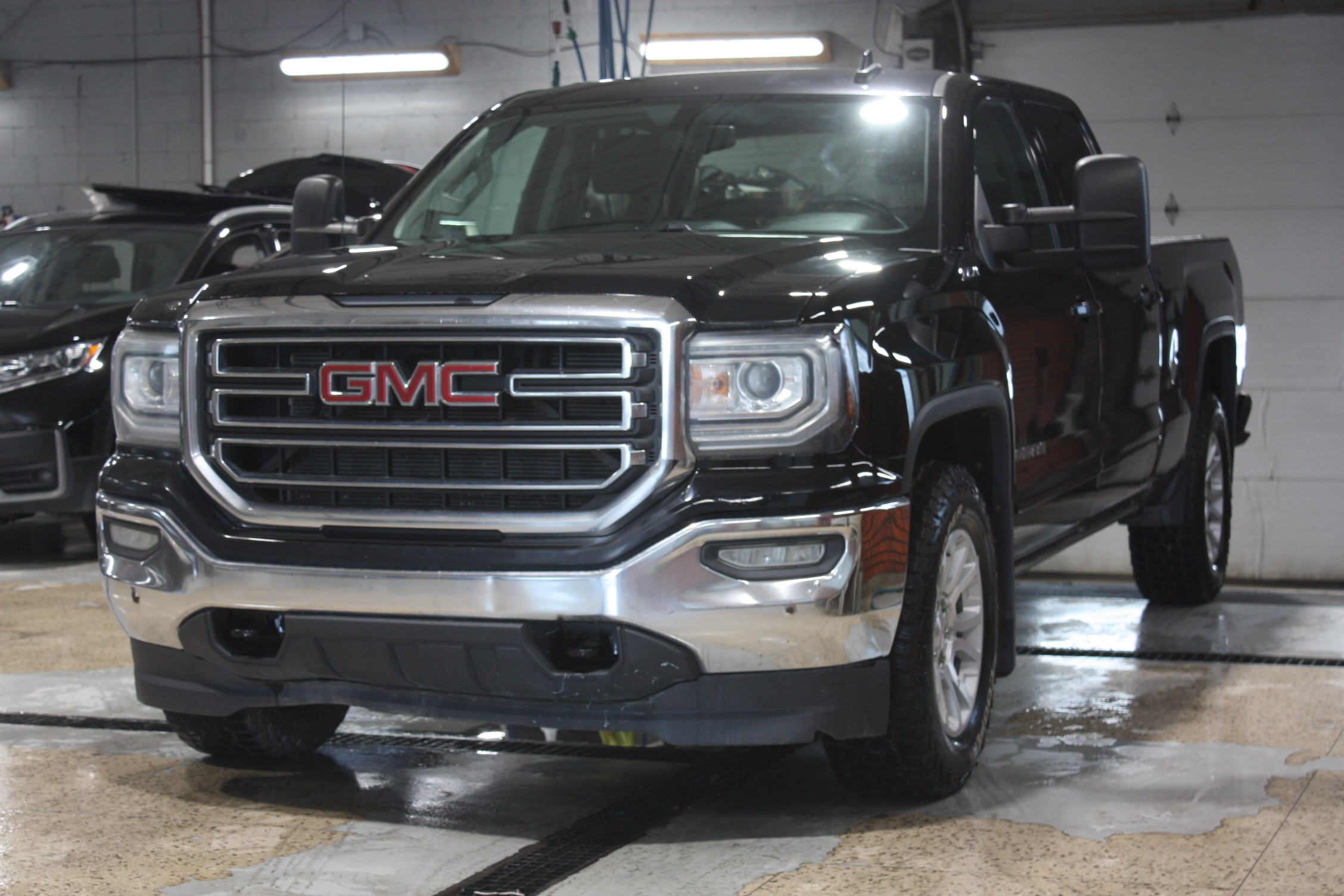 2018 GMC SIERRA 1500 SLE 4X4