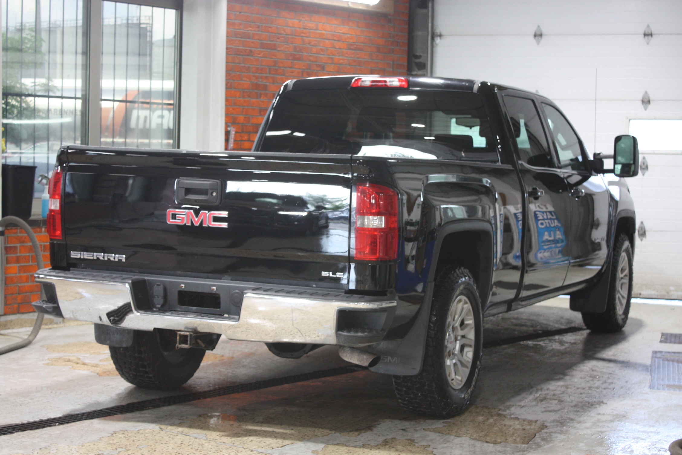 2018 GMC SIERRA 1500 SLE 4X4