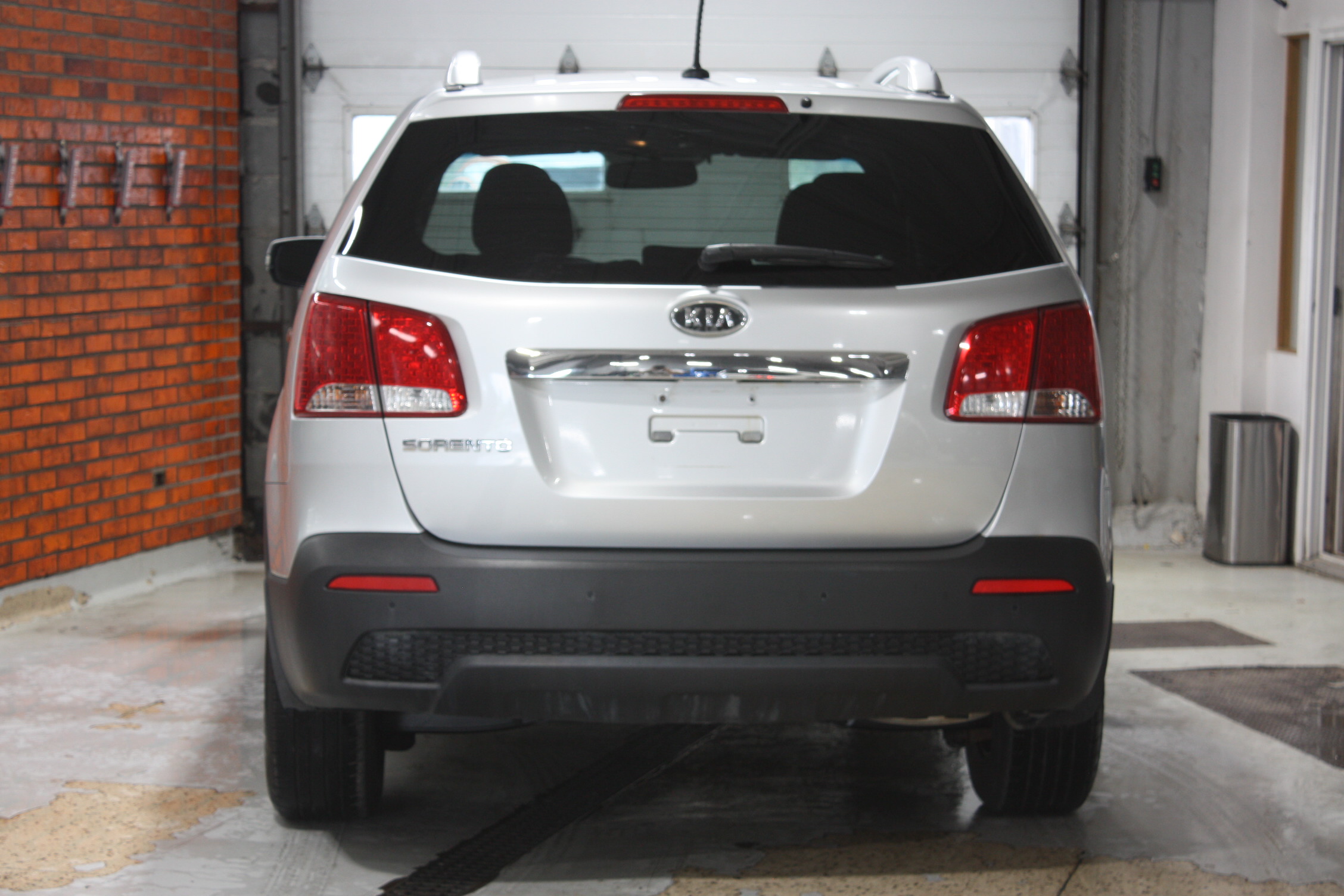 2011 KIA SORENTO LX V6 AWD