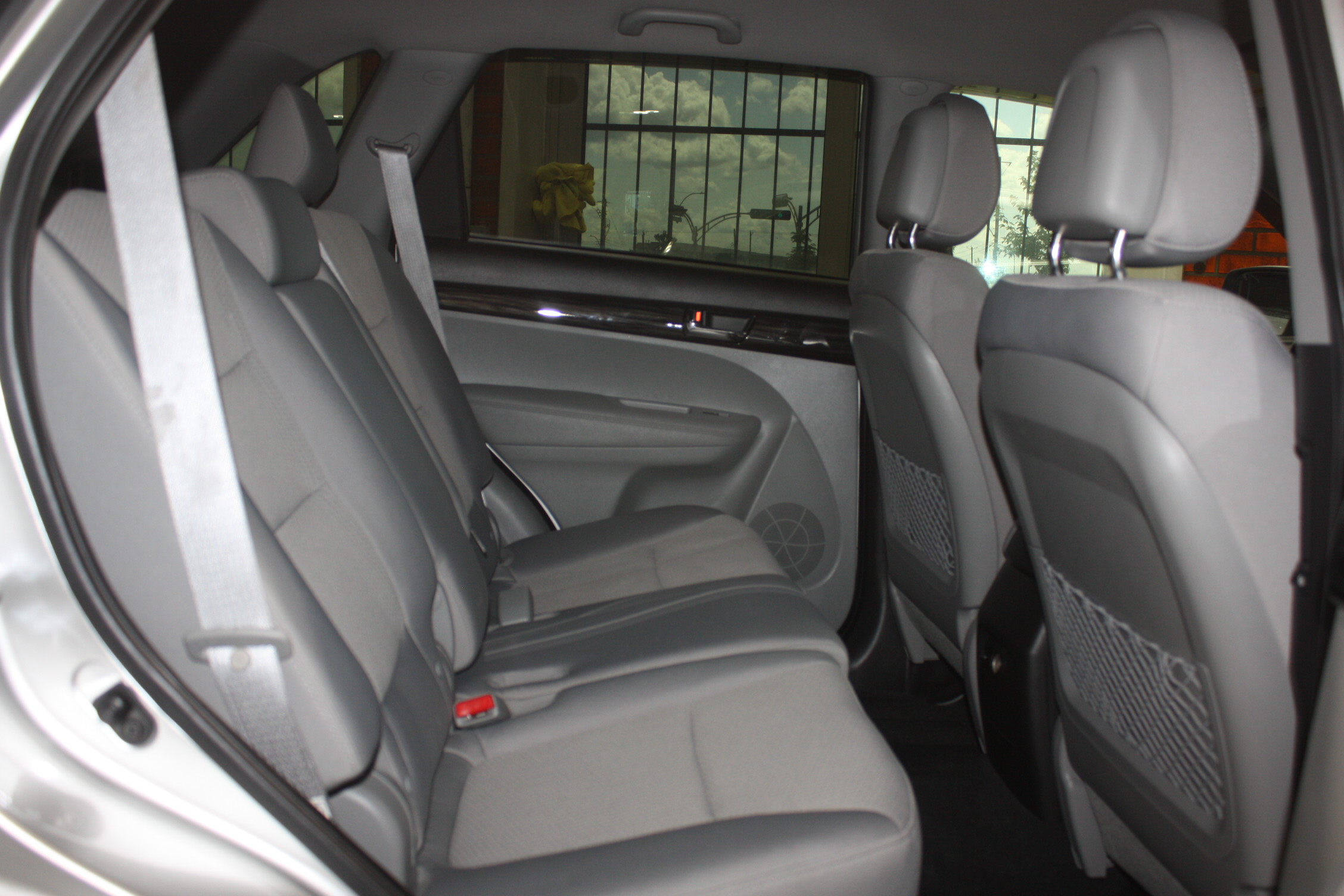 2011 KIA SORENTO LX V6 AWD