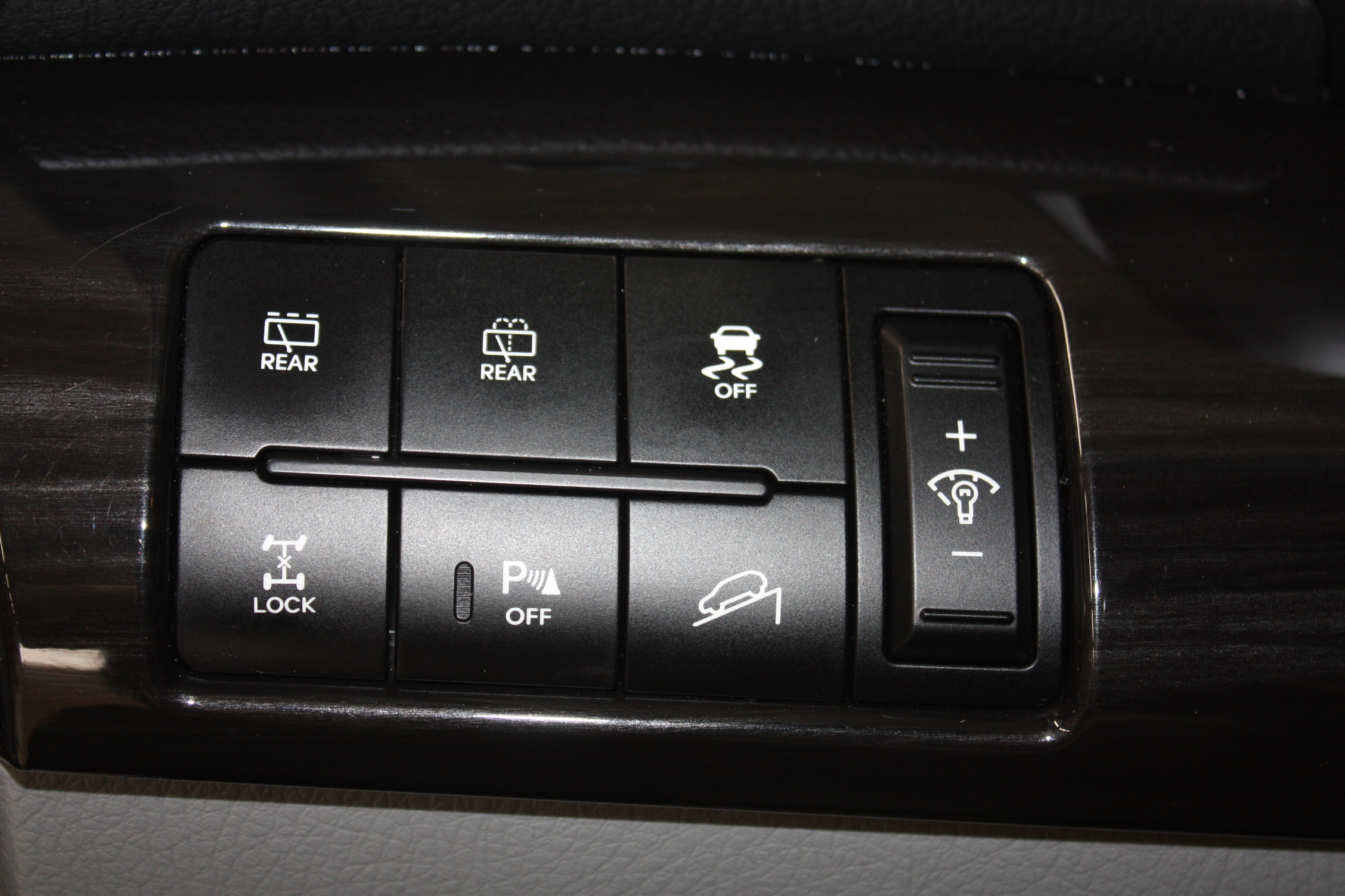 2011 KIA SORENTO LX V6 AWD
