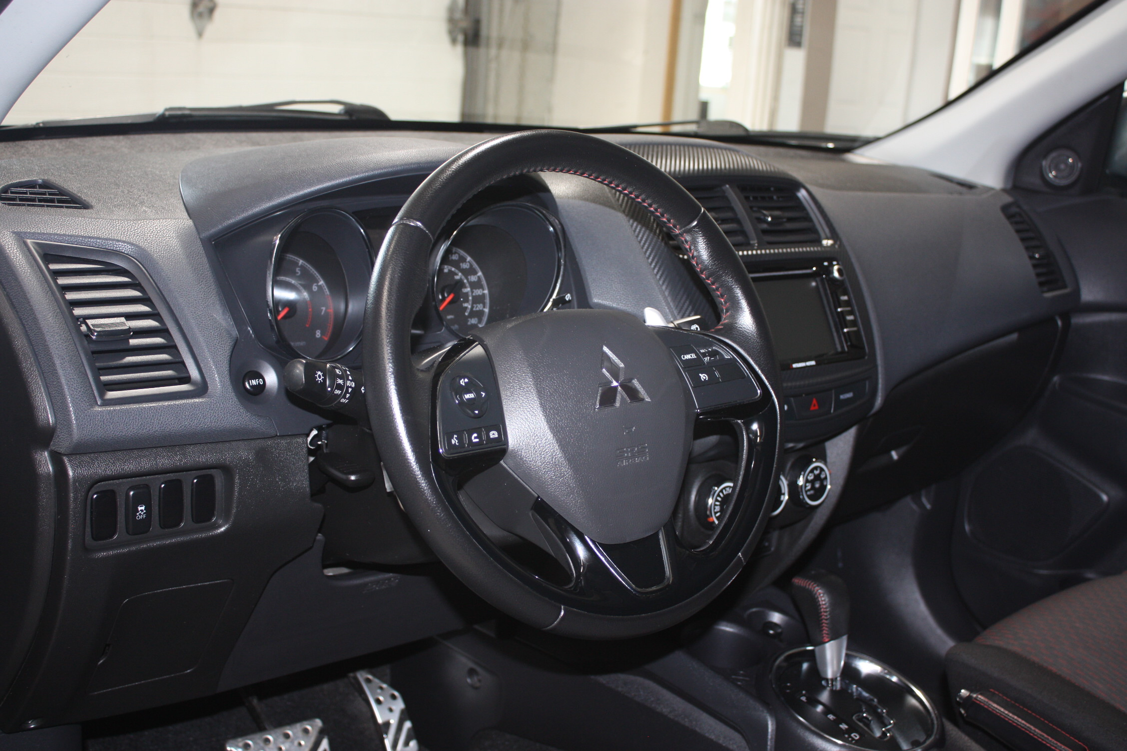 2017 MITSUBISHI RVR BLACK EDITION AWD