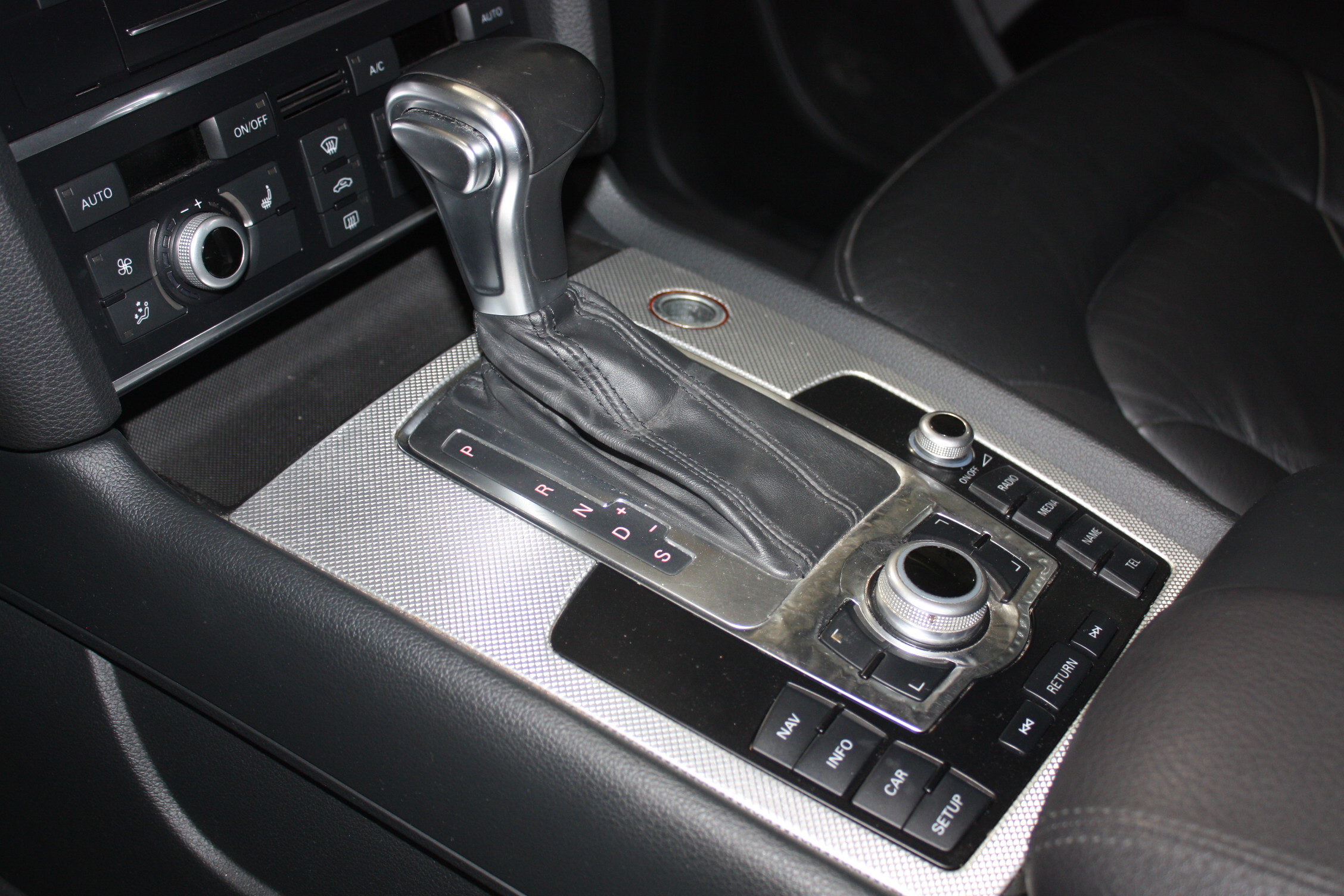 2013 AUDI Q7