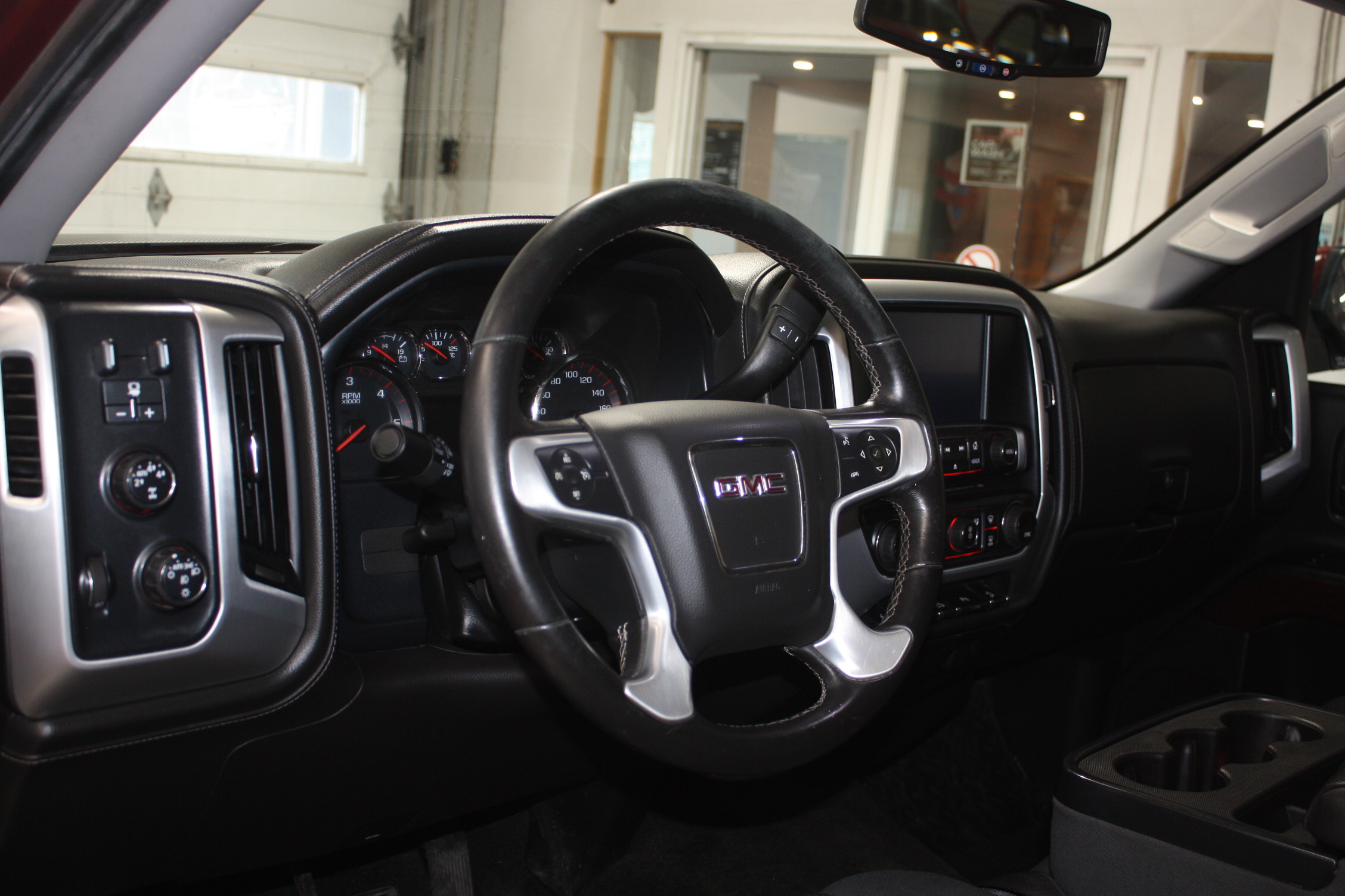 2015 GMC SIERRA 1500 4X4 CREW CAB