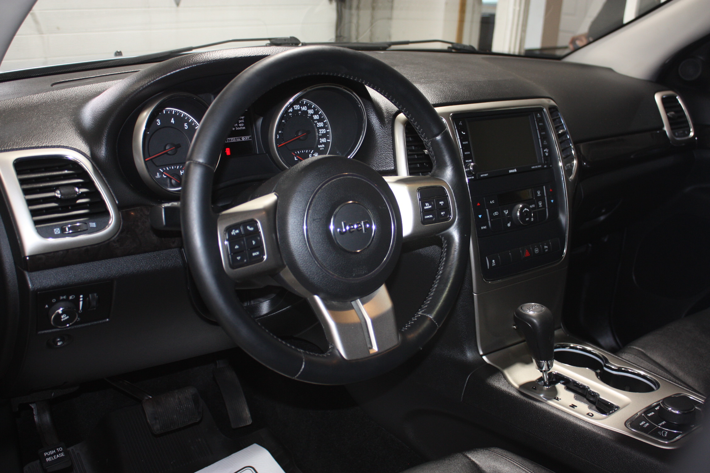 2012 JEEP GRAND CHEROKEE