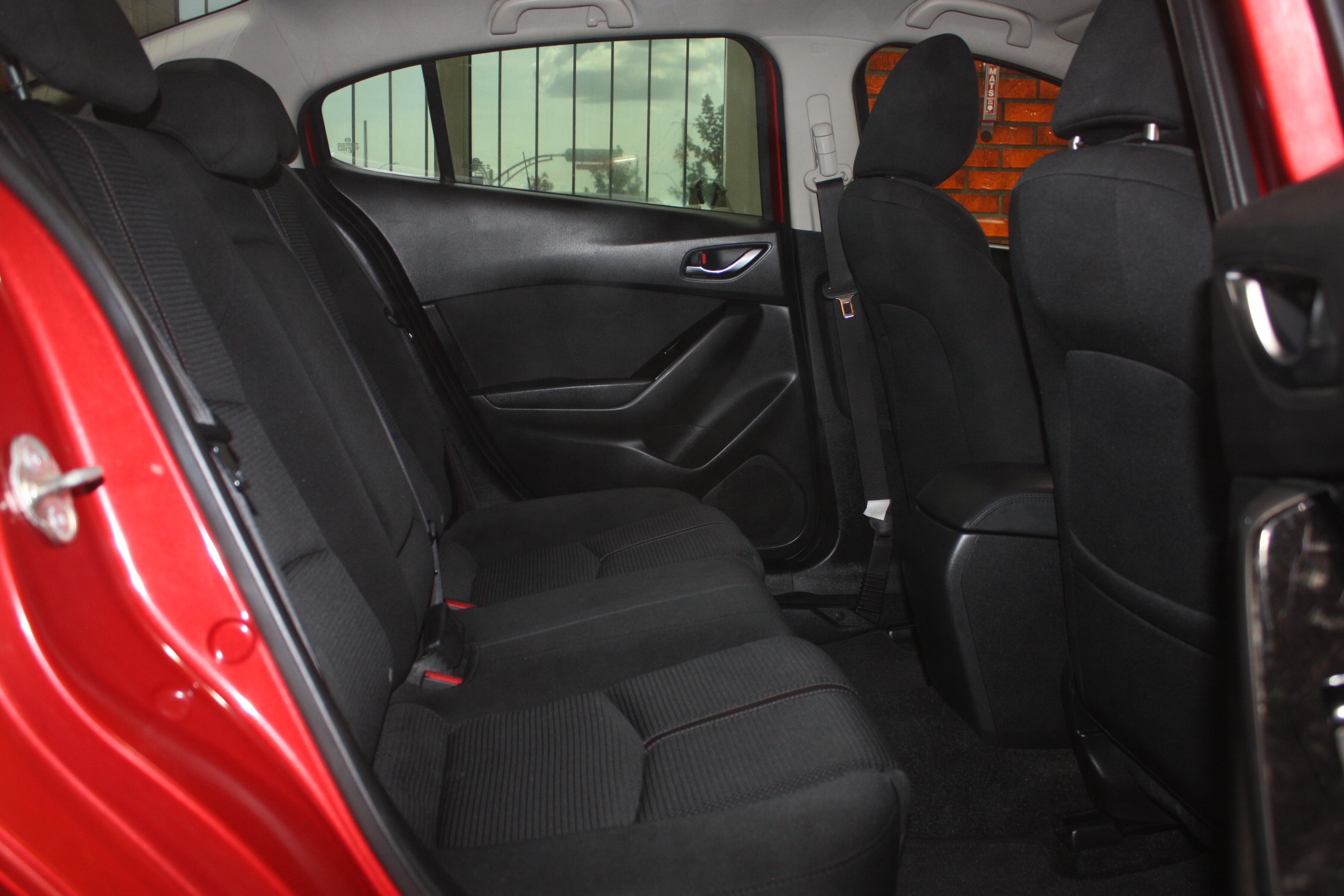 2016 MAZDA 3 GS