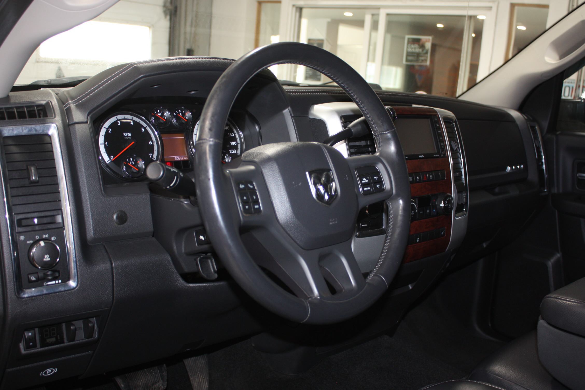 2012 RAM 1500 LARAMIE 4X4
