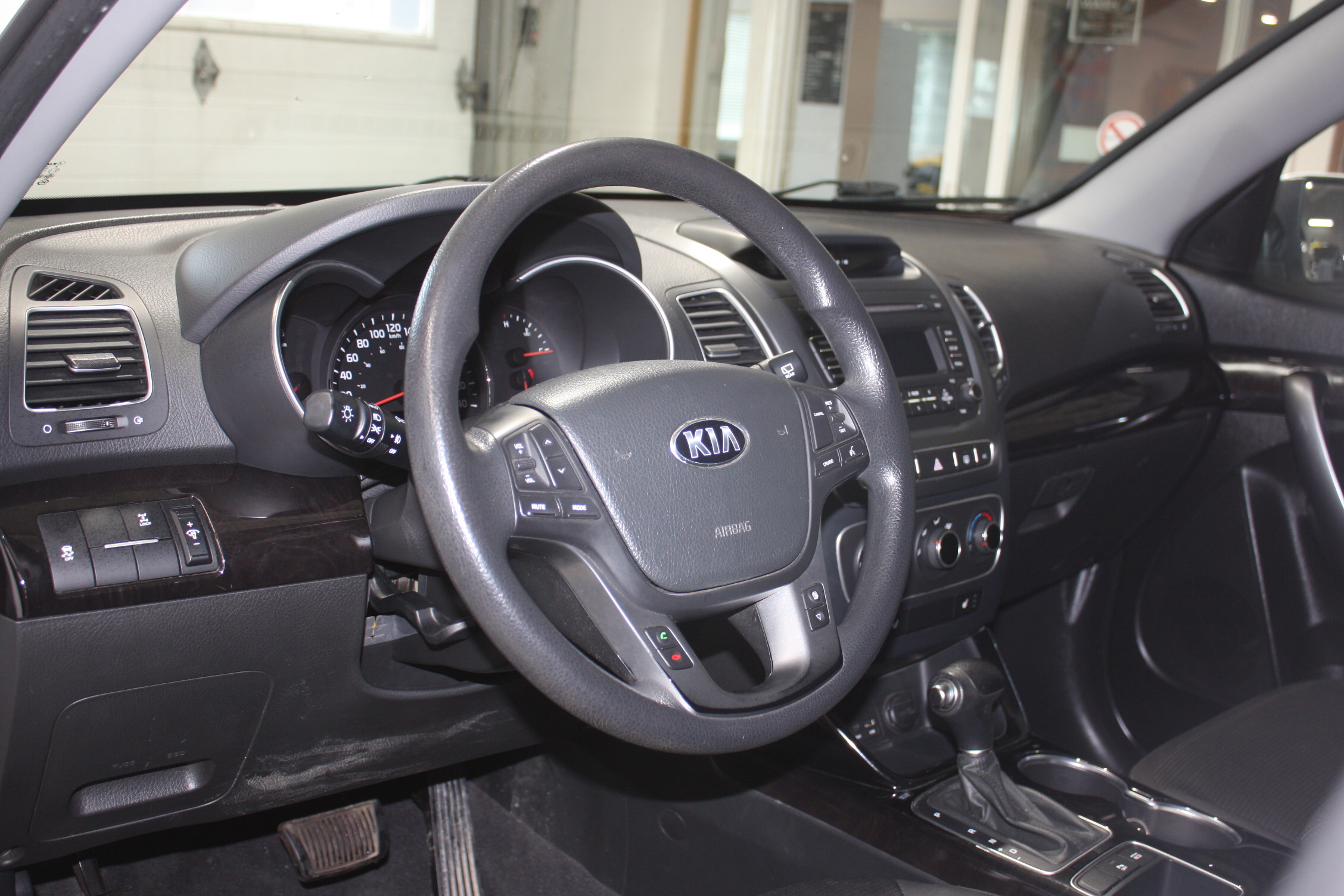 2015 KIA SORENTO LX AWD