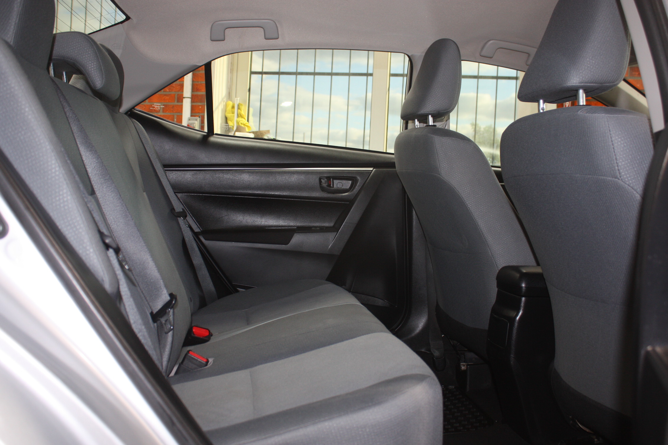 2015 TOYOTA COROLLA CE