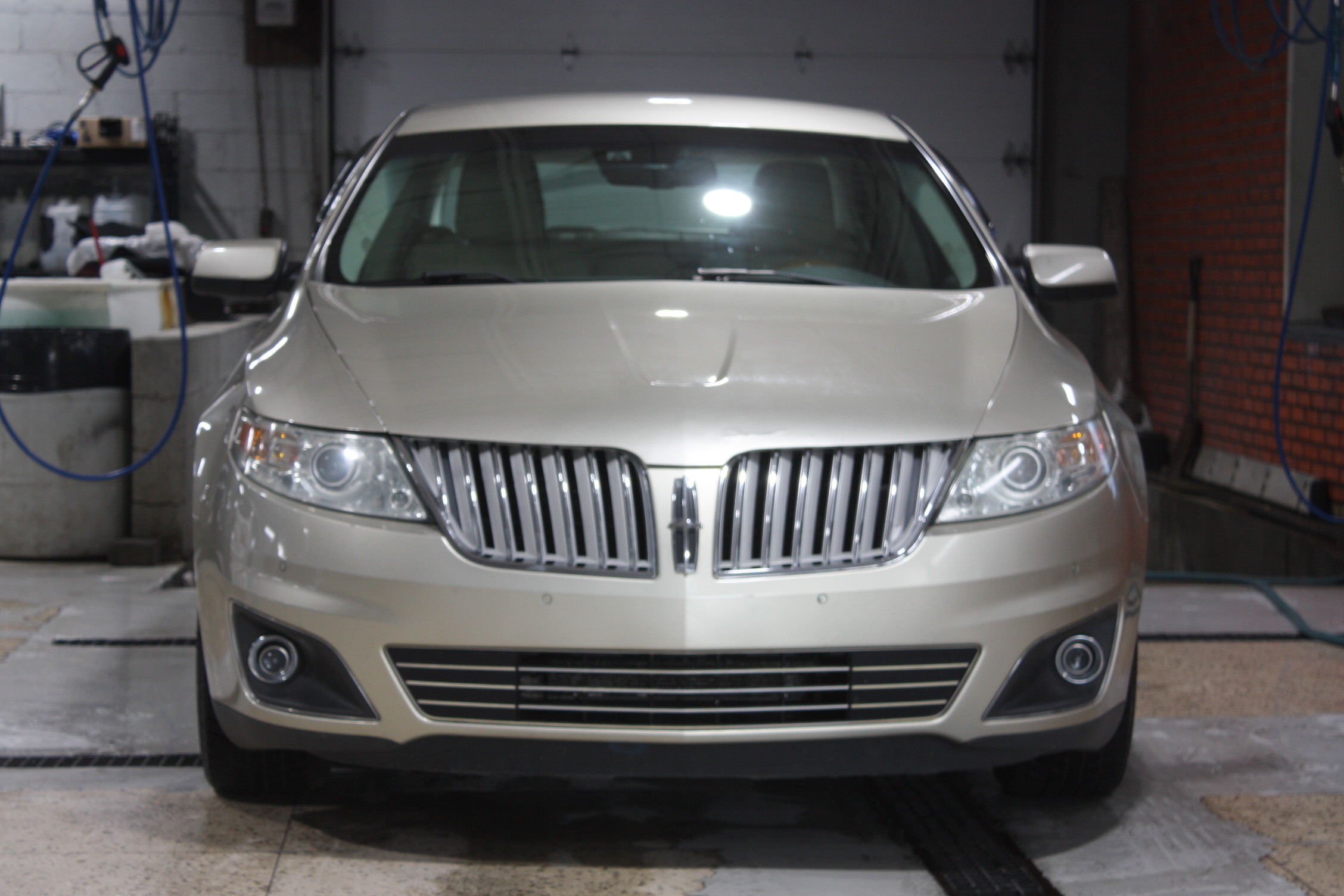 2011 LINCOLN MKS