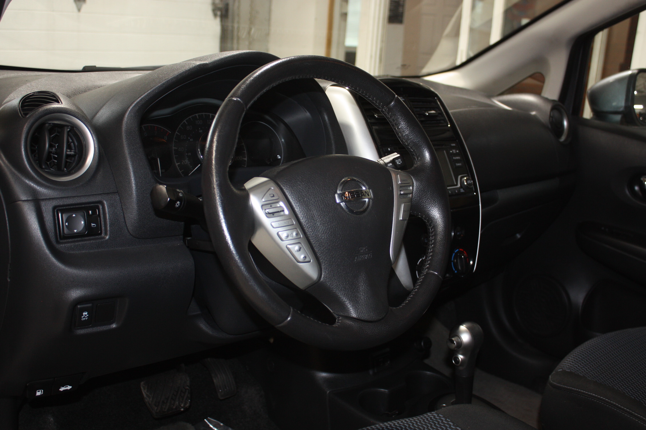 2018 NISSAN VERSA