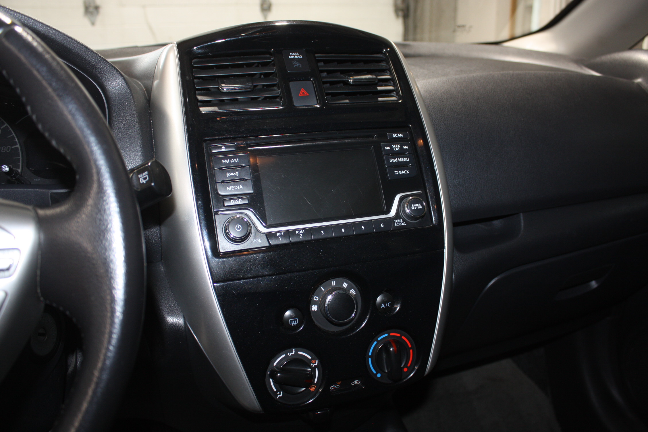 2018 NISSAN VERSA