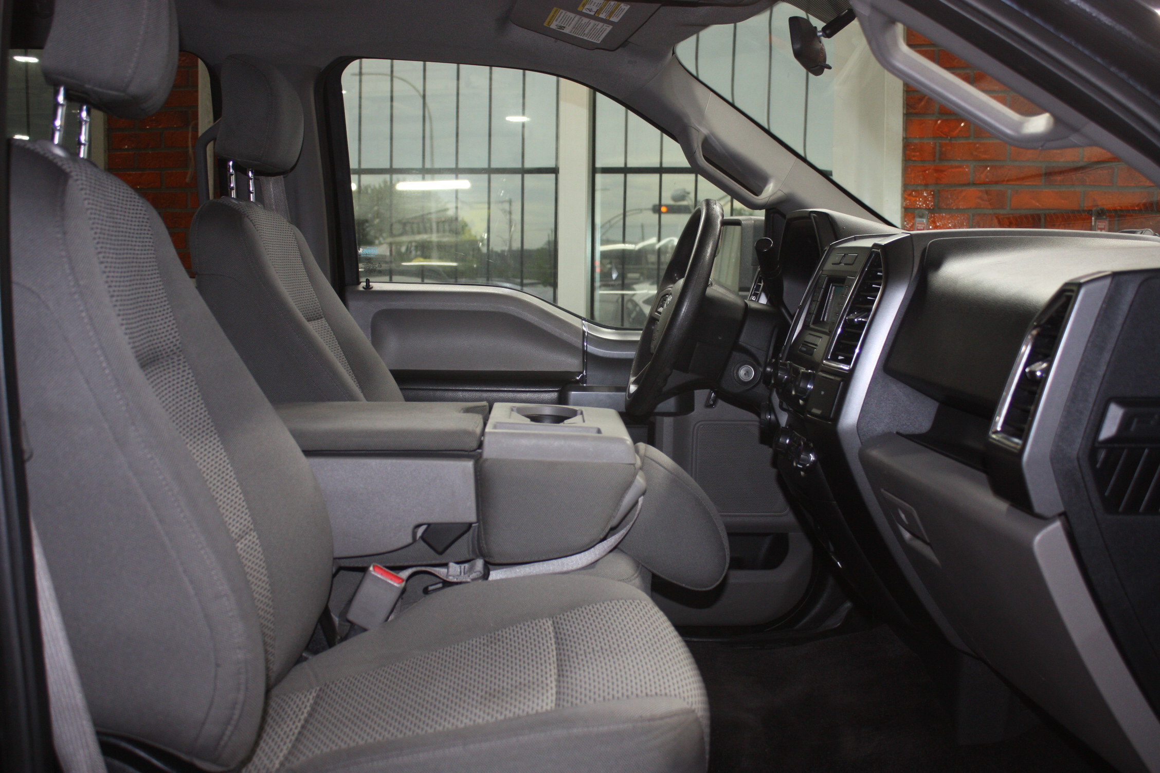 2017 FORD F-150 XTR 4X4