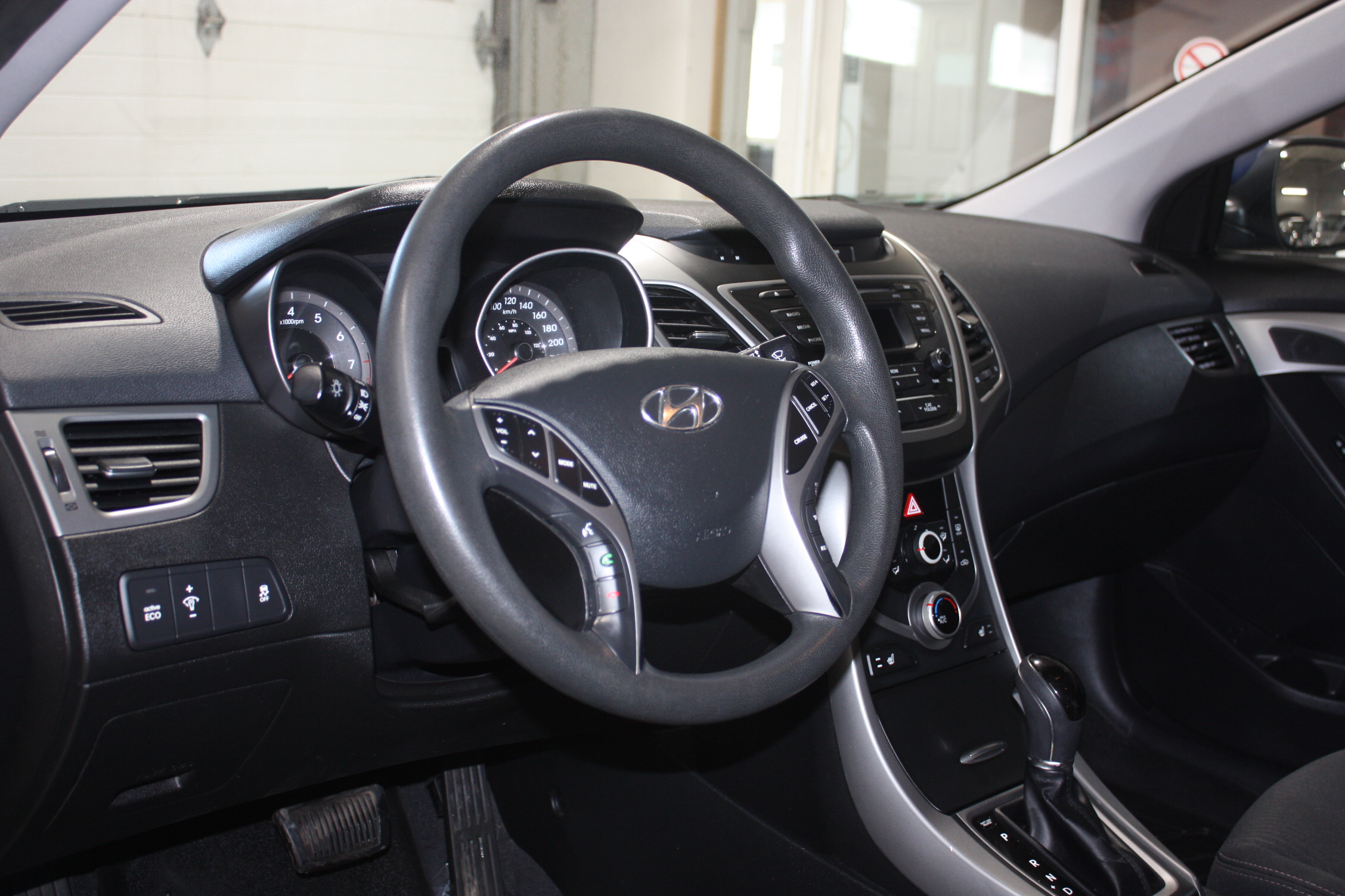 2015 HYUNDAI ELANTRA GL