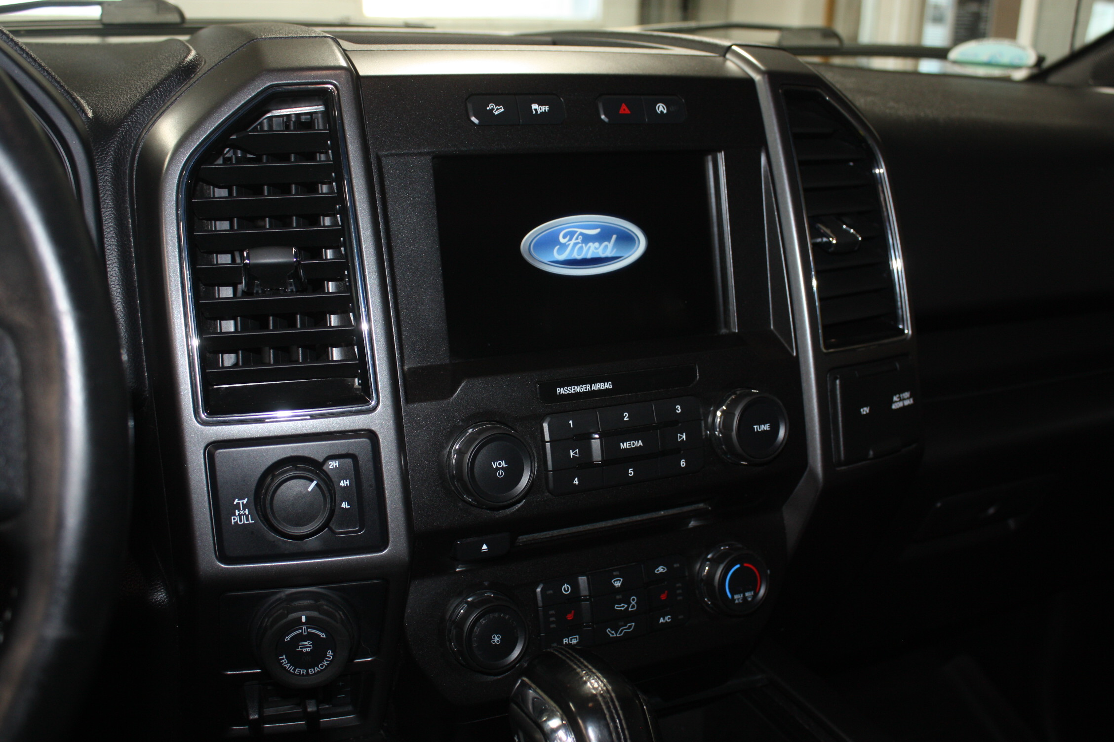 2018 FORD F-150 FX4 4X4 SUPERCREW