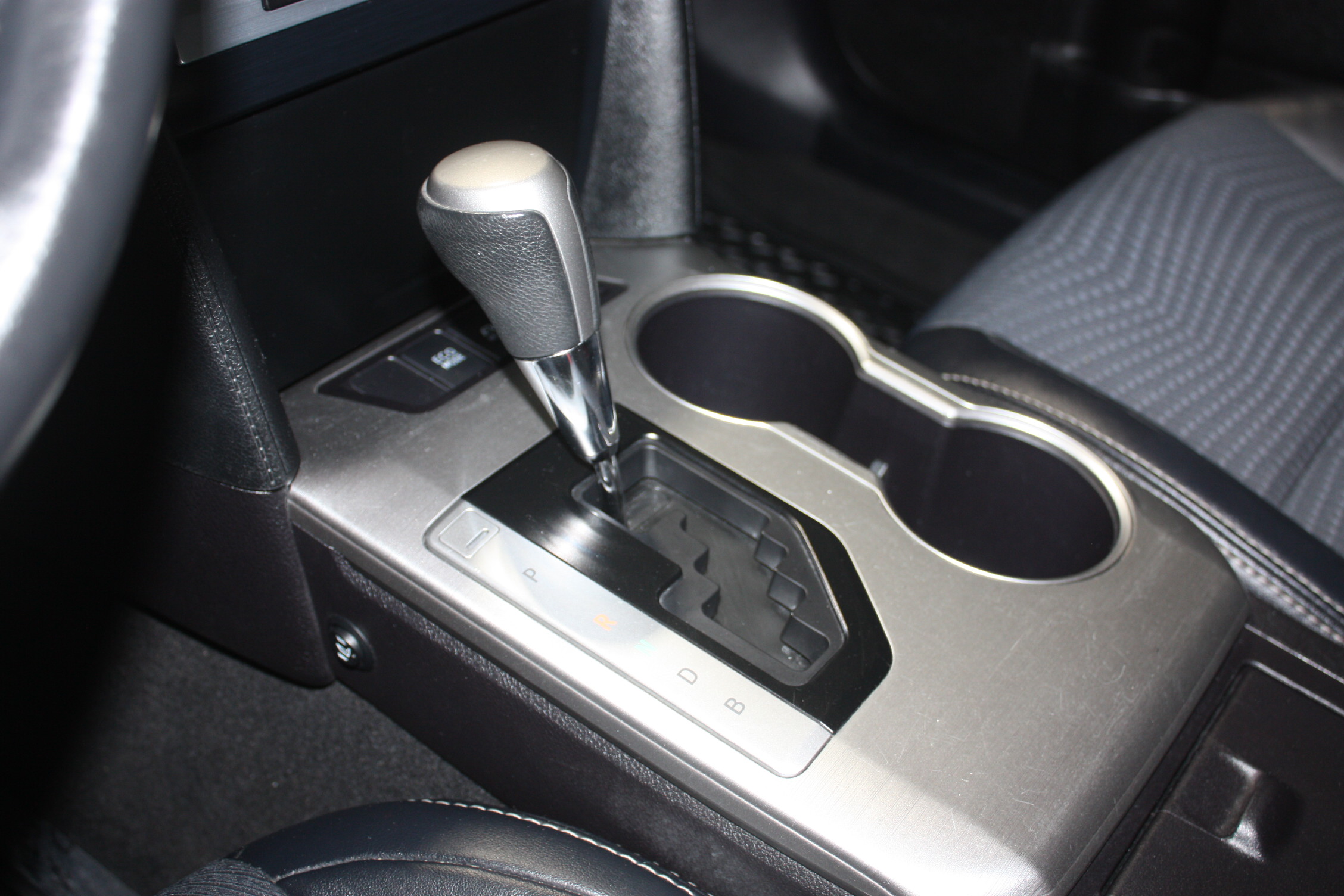 2014 TOYOTA CAMRY SE HYBRIDE