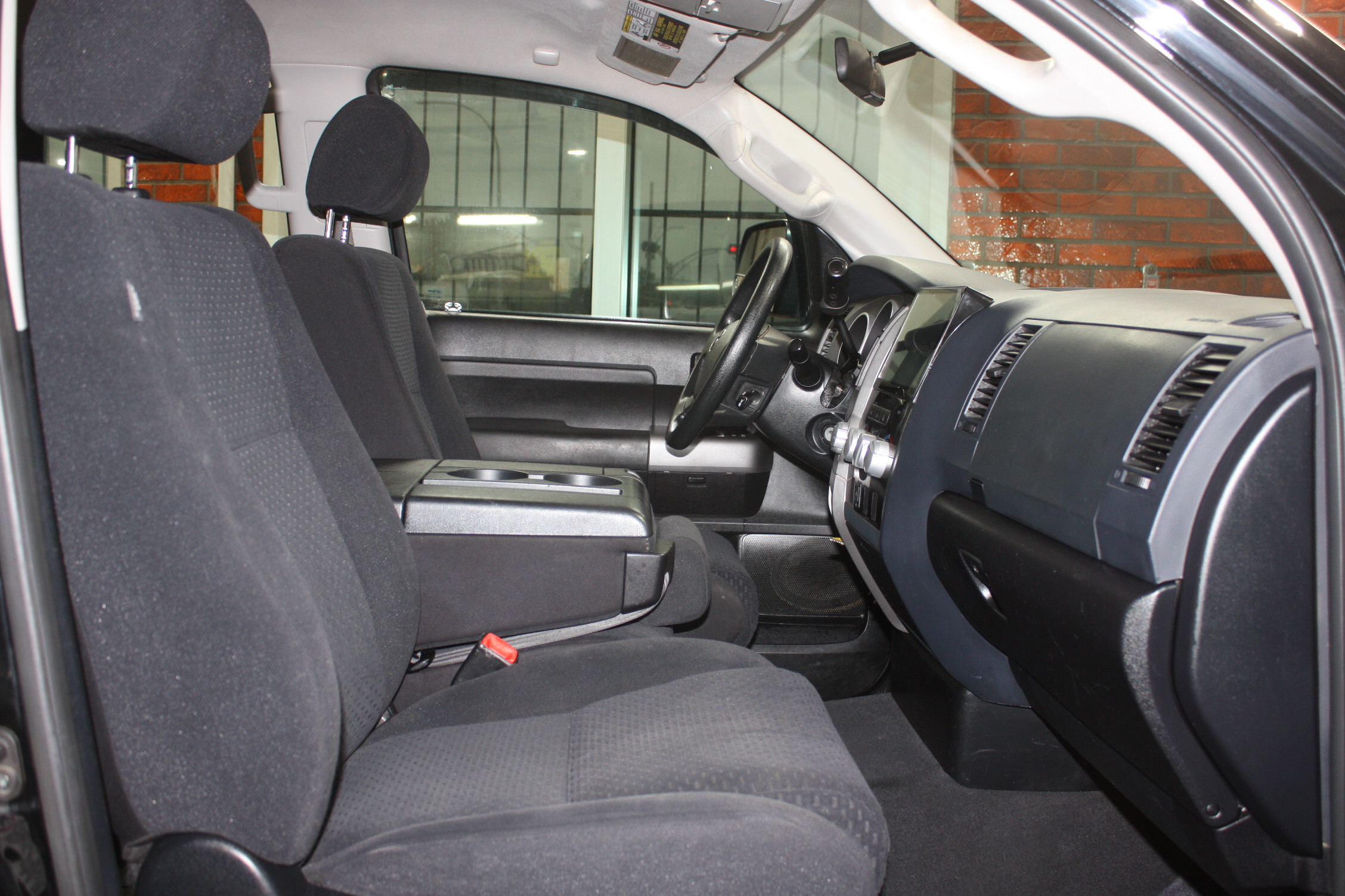 2013 TOYTA TUNDRA SR5 4X4 V8 4.6L