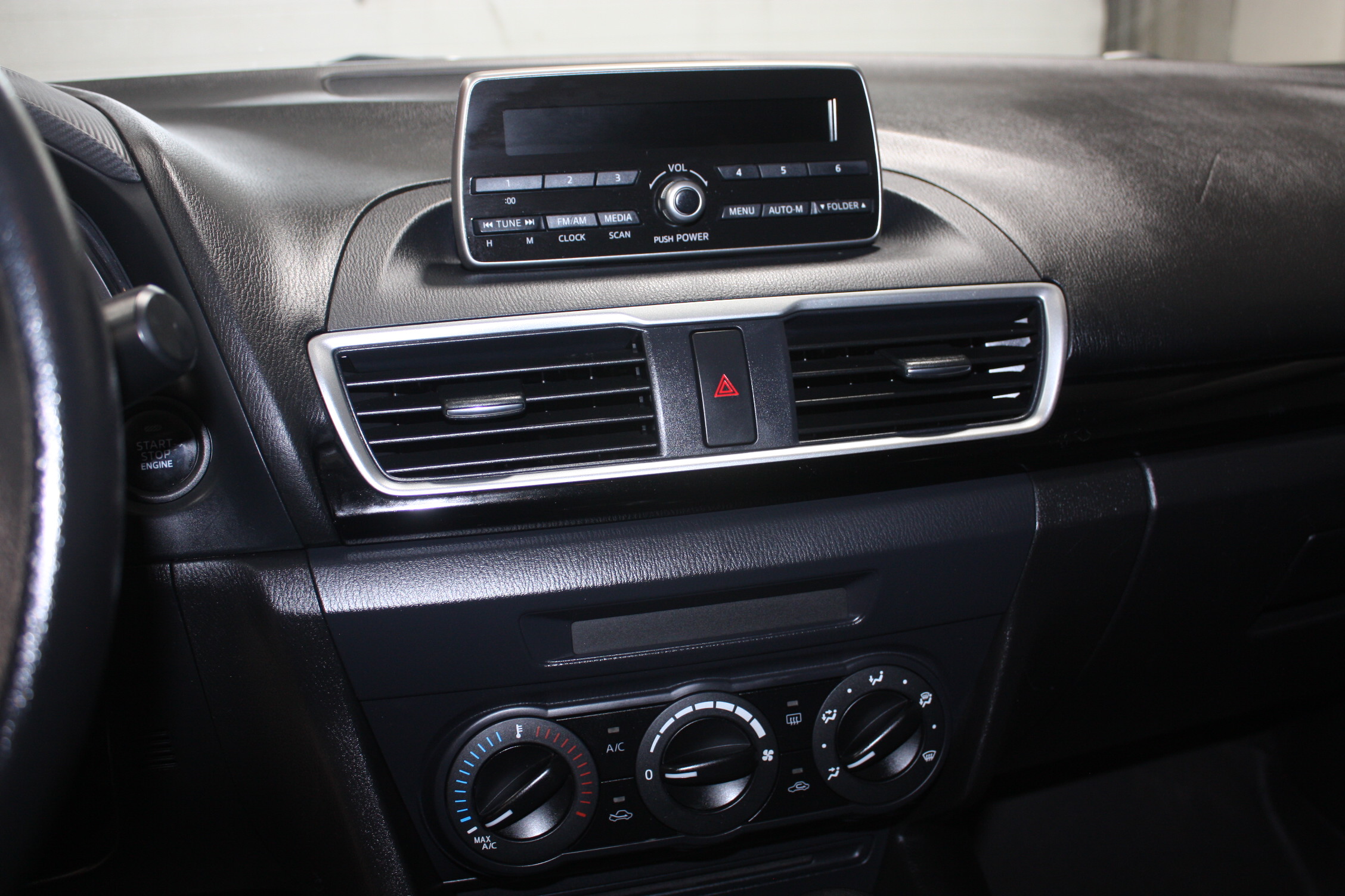 2014 MAZDA 3 GX SKY HATCHBACK