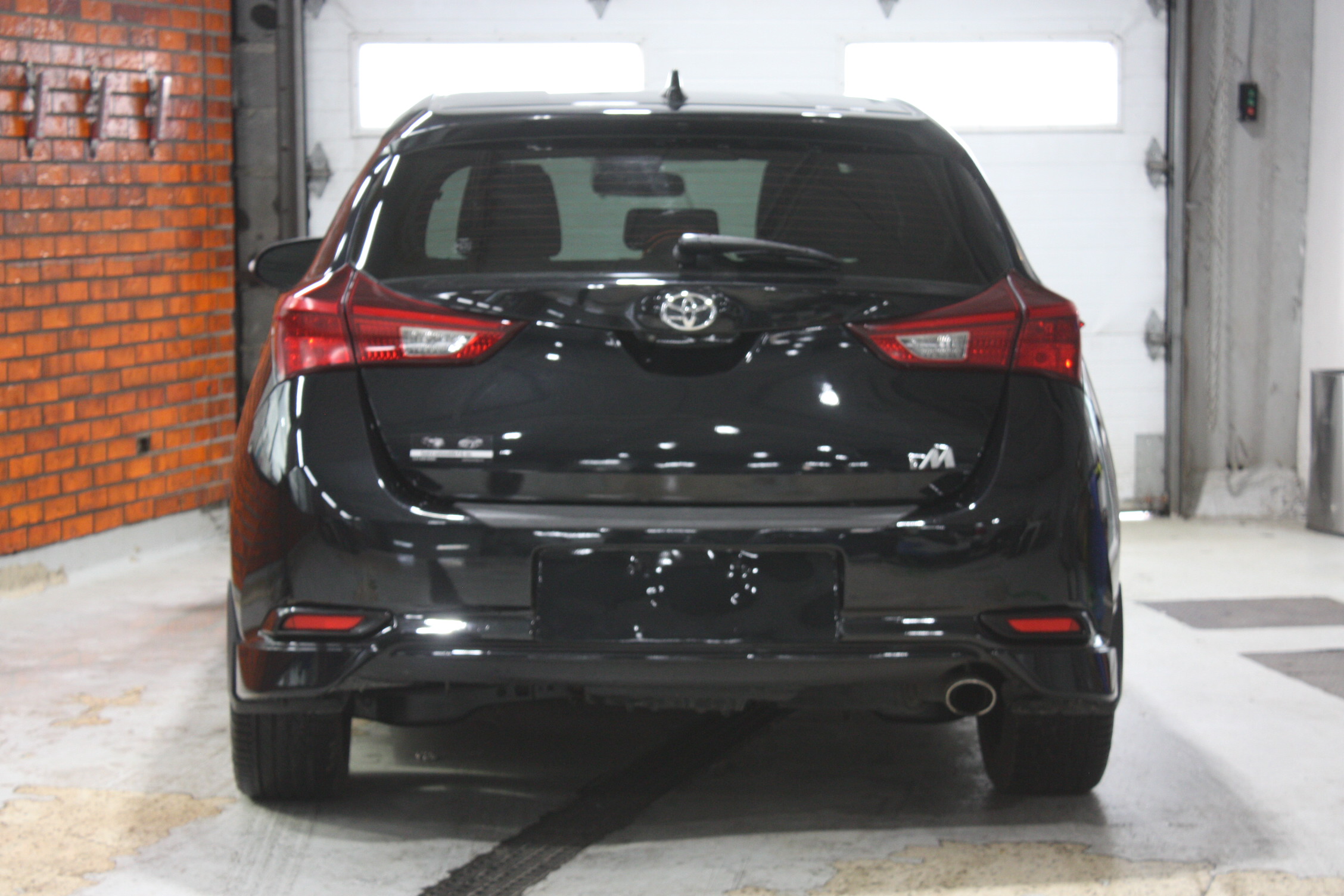 2017 TOYOTA COROLLA IM