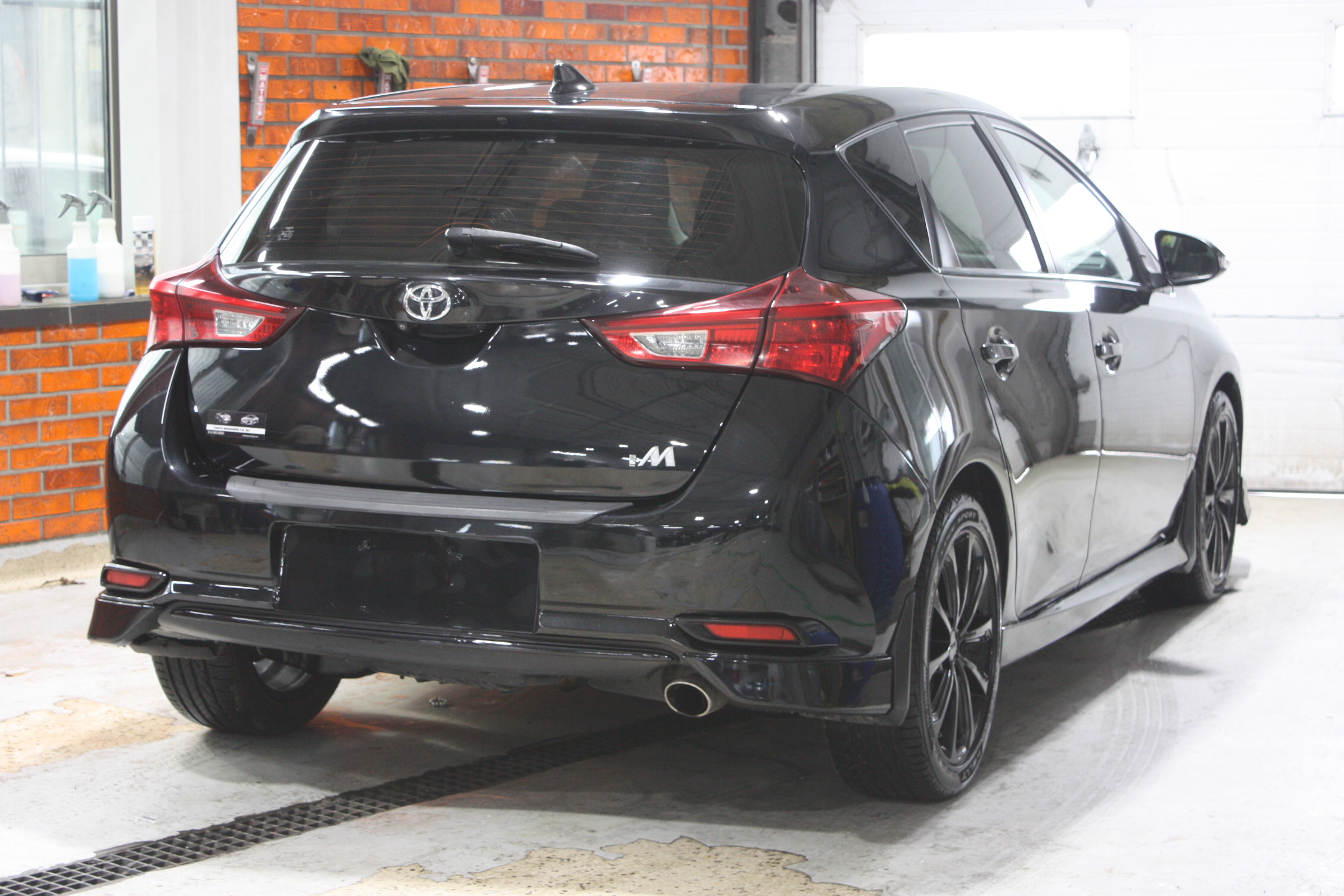 2017 TOYOTA COROLLA IM