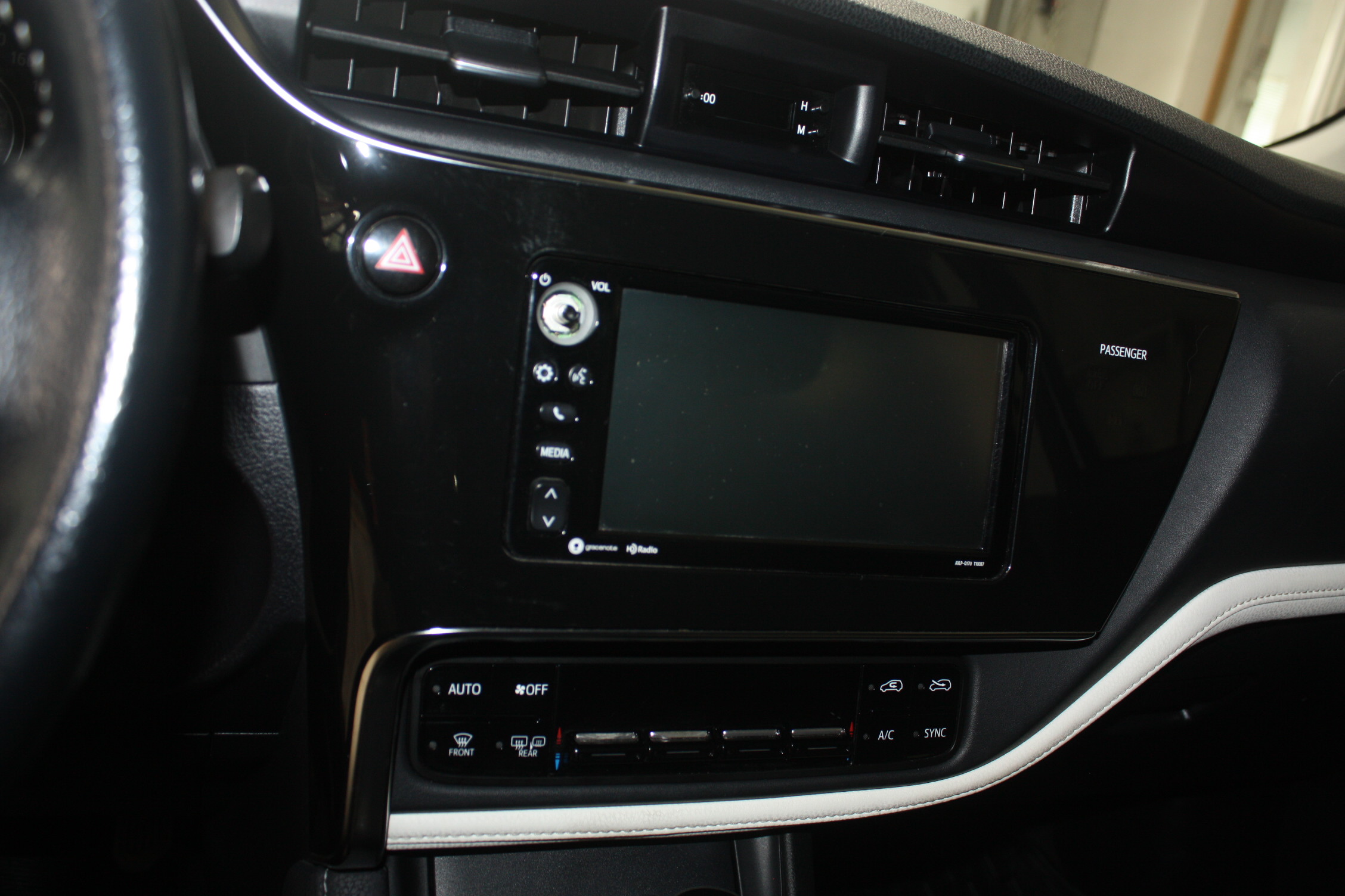 2017 TOYOTA COROLLA IM