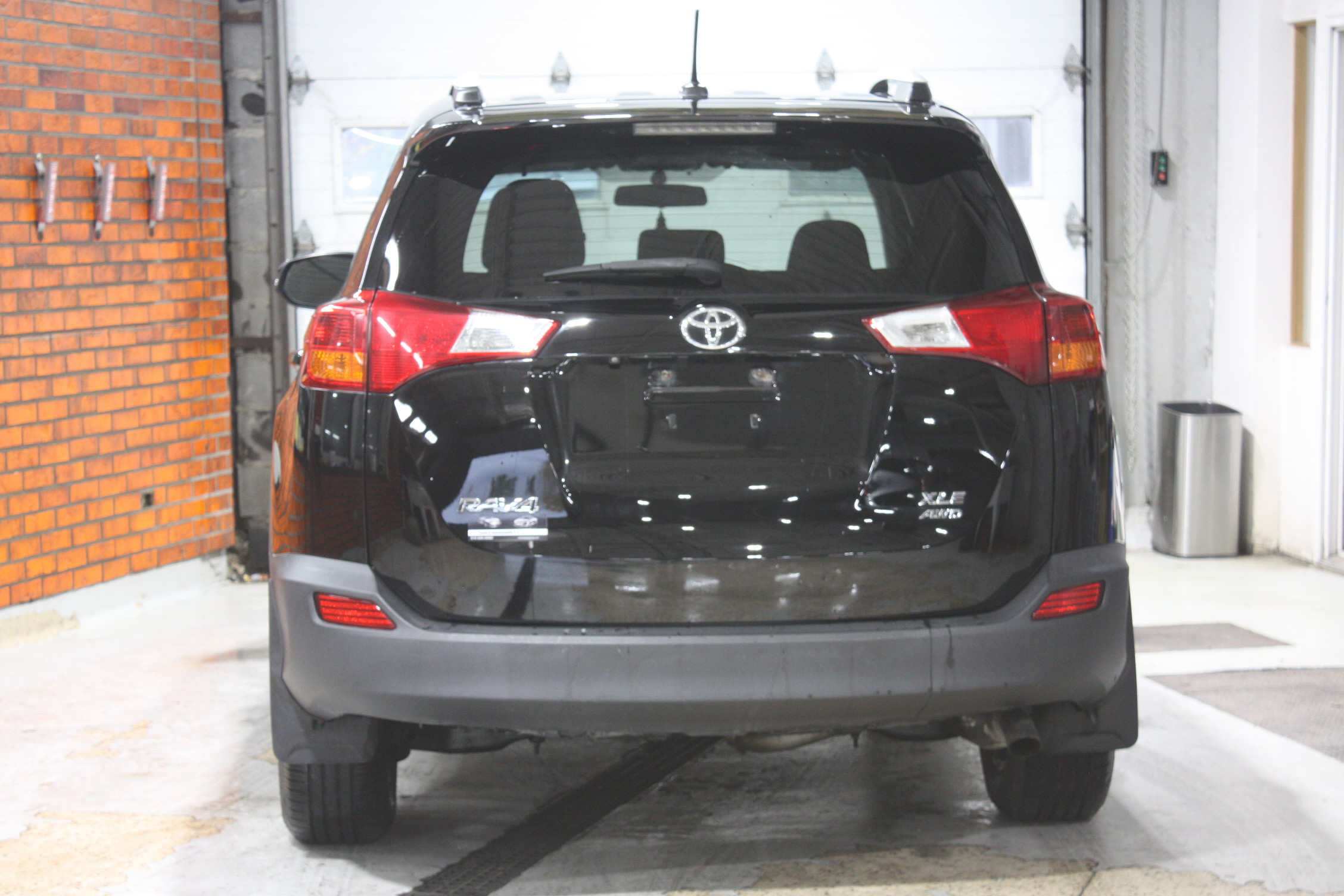 2013 TOYOTA RAV 4 XLE AWD