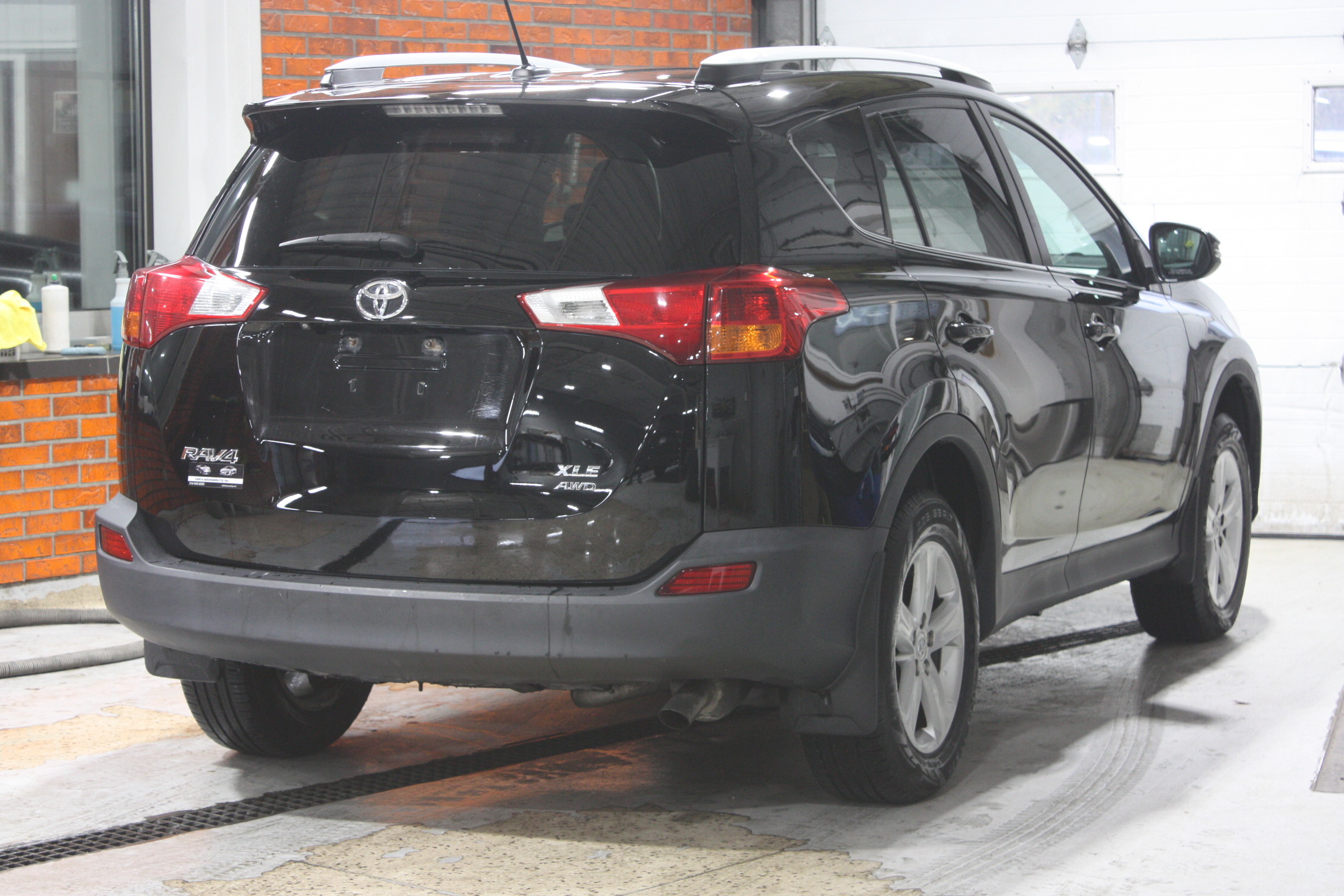 2013 TOYOTA RAV 4 XLE AWD