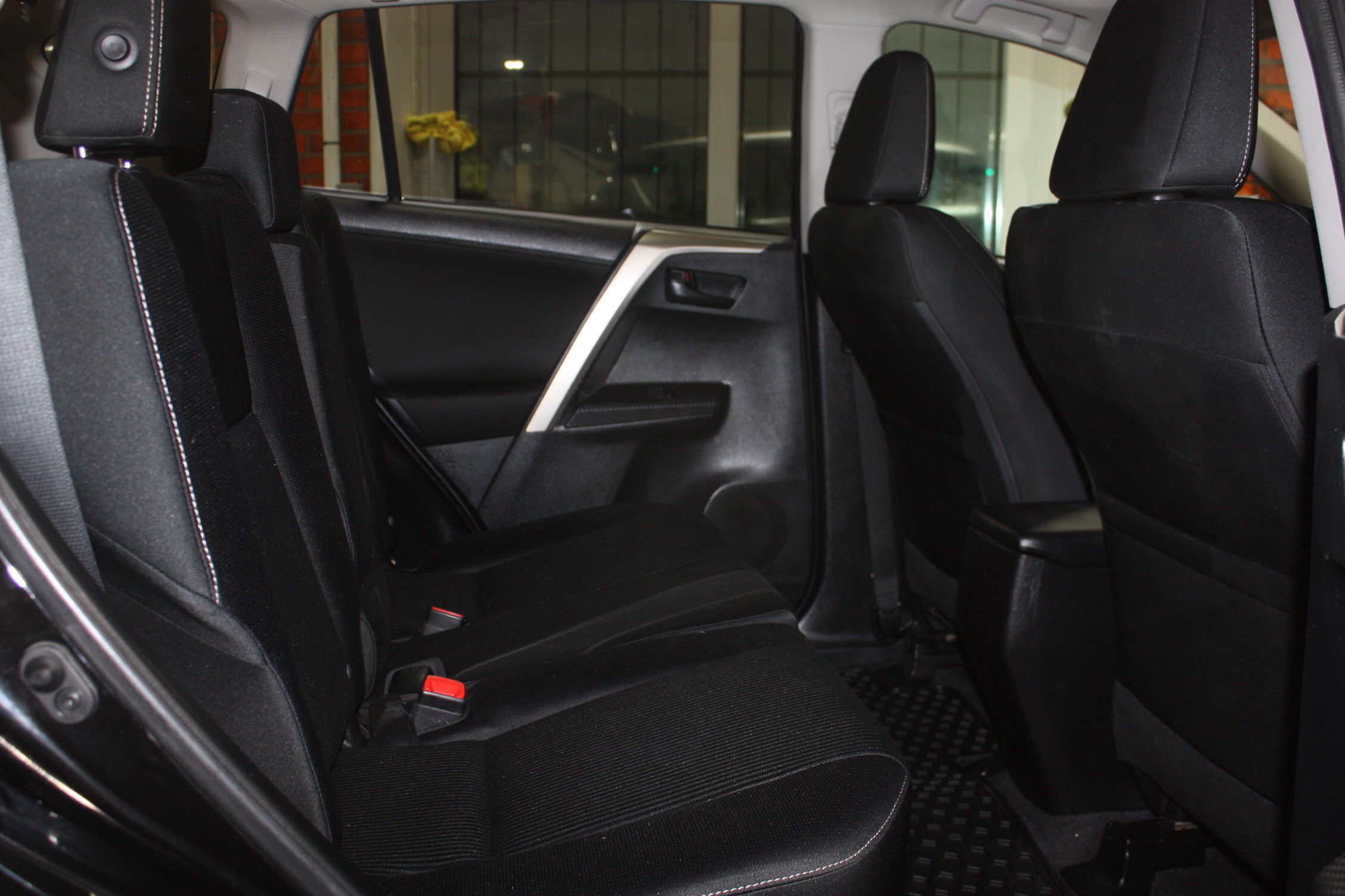 2013 TOYOTA RAV 4 XLE AWD