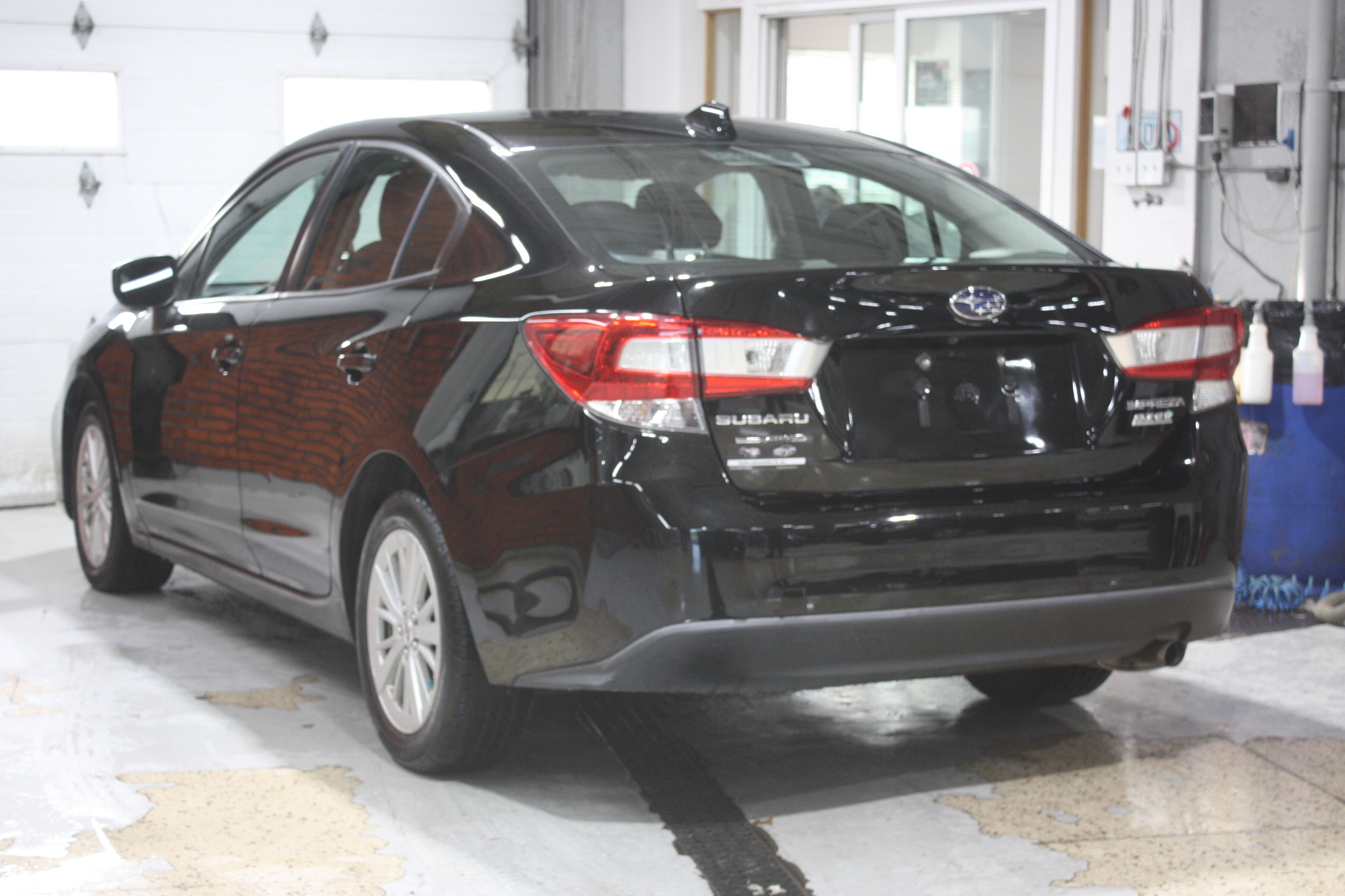 2017 subaru IMPREZA SEDAN TOURING AWD