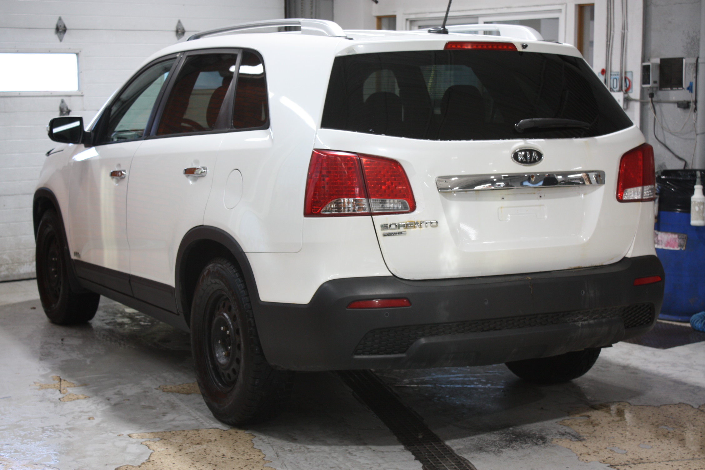 2012 KIA SORENTO LX 4X4 V6
